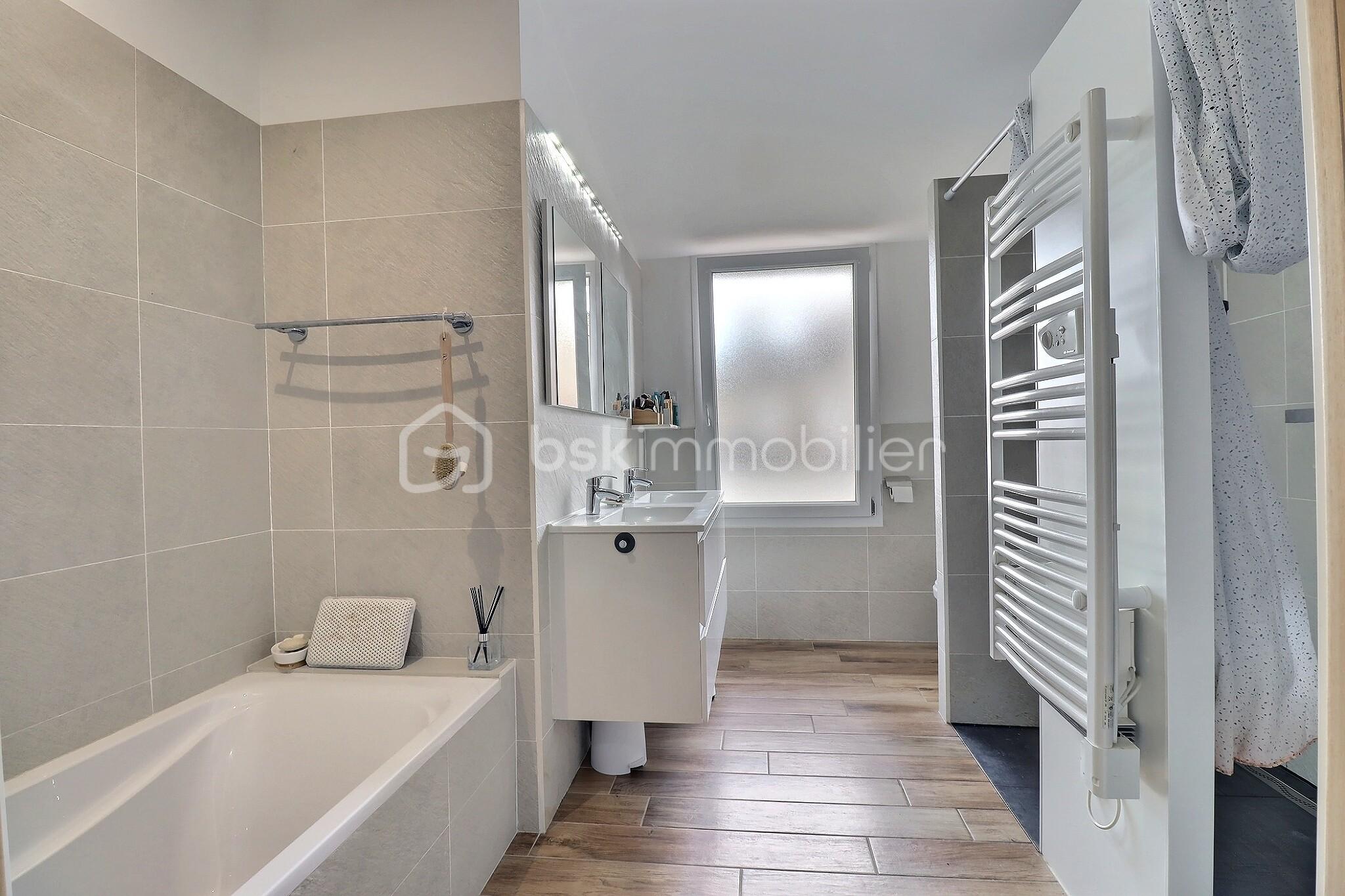 Maison en pierre de 131,97 m² - exposio_132751741.jpg