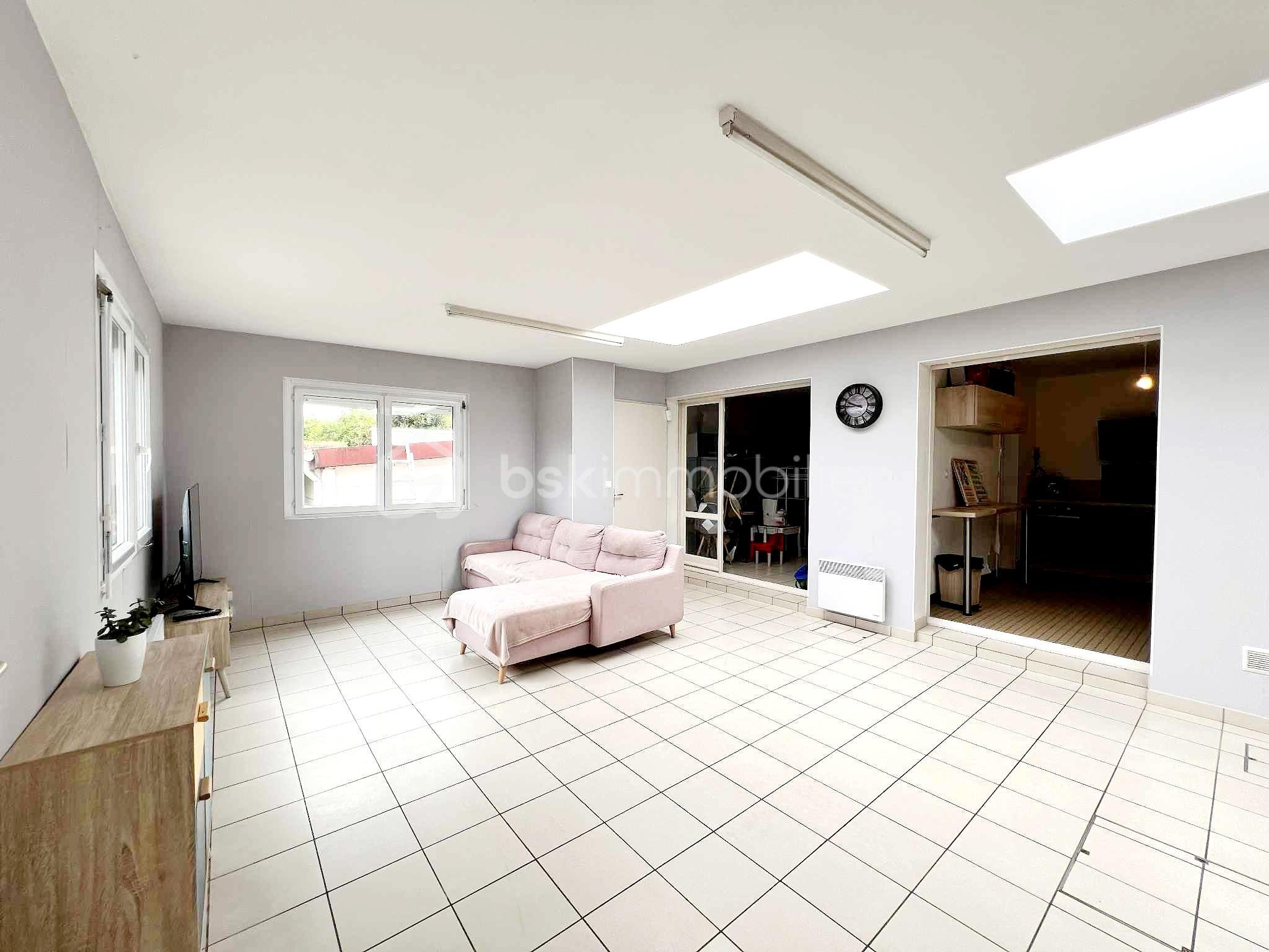 Maison de 140 m² - Messenger_creation_DD07BE52-DB05-4906-AB77-667FA03A7F0B[1].jpeg