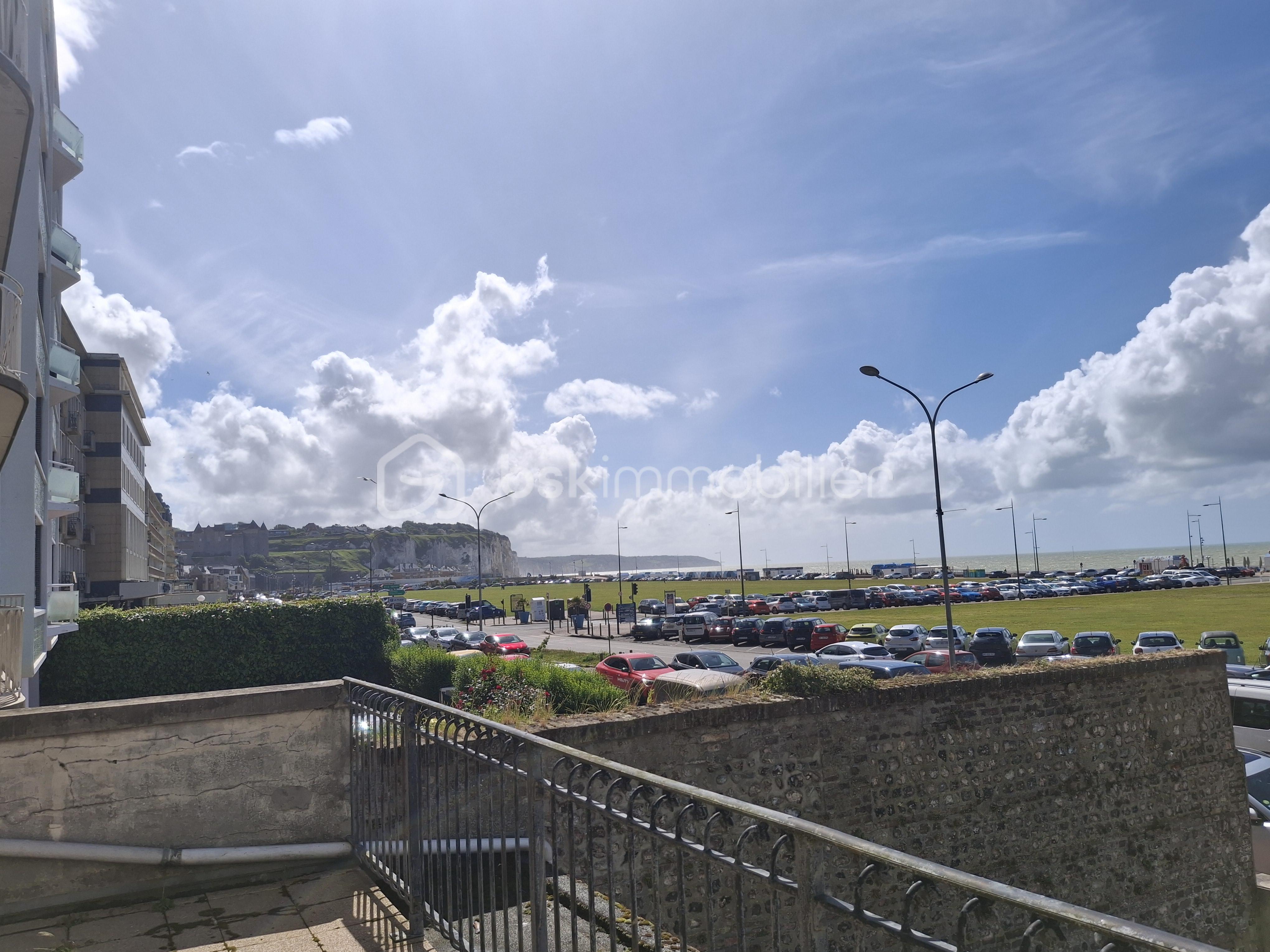 Vue Mer côté chateau paysage.png