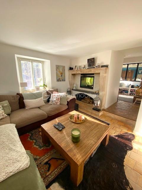 Maison de 140 m² - cheminee.jpg