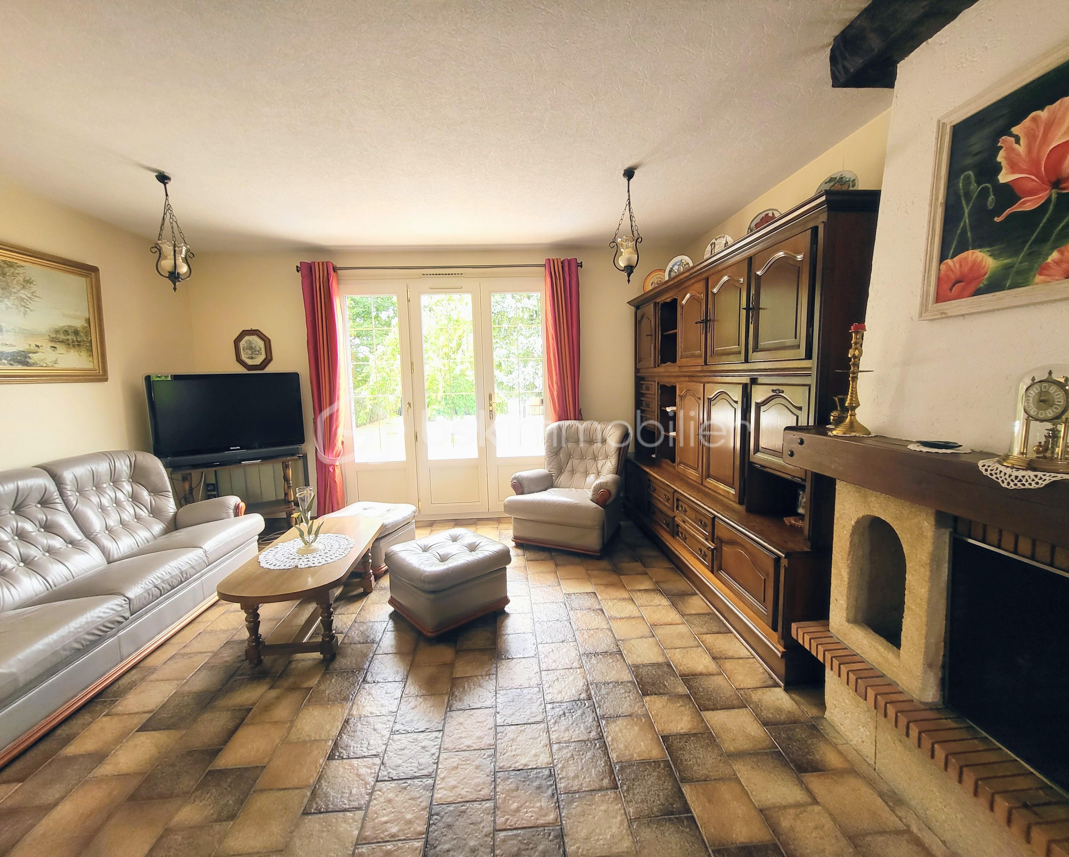 Maison de 136 m² - Salon.jpg