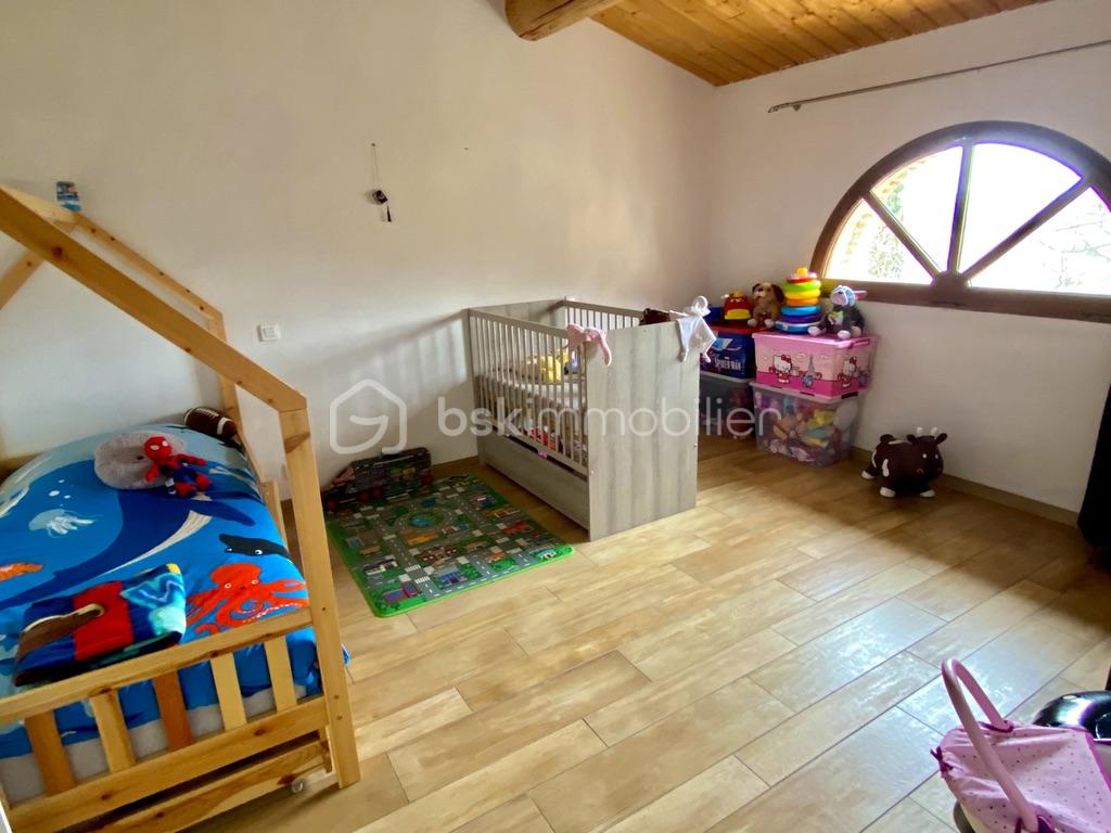 Demeure de 272 m² - yC4AbQJAQ9CWEW3KdqMBIw_thumb_2451.jpg