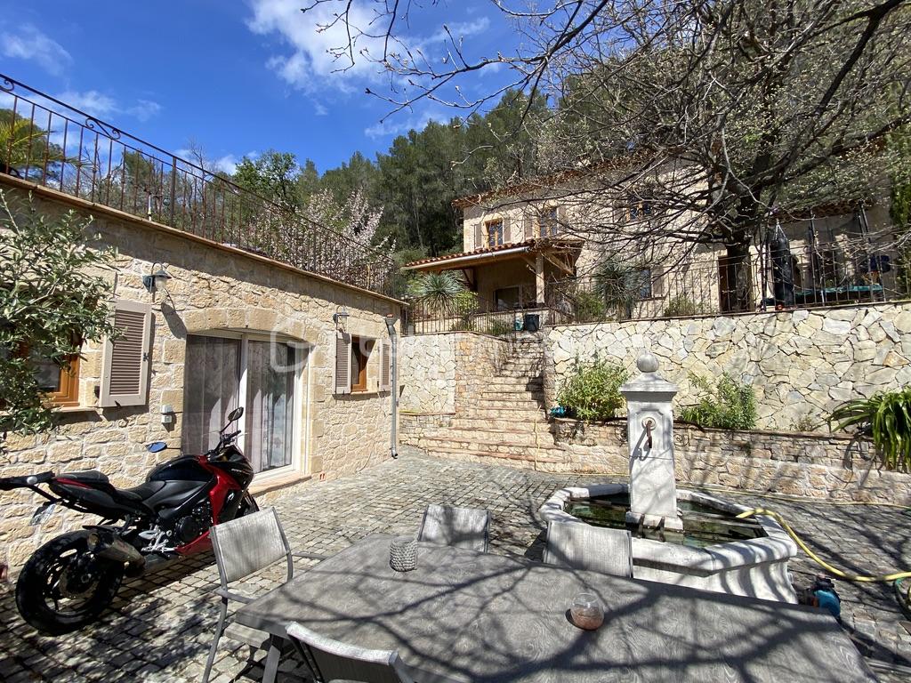 Demeure de 272 m² - UNADJUSTEDNONRAW_thumb_2492.jpg