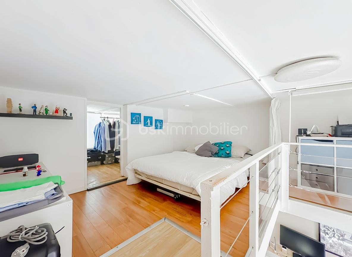 Appartement de 27 m² - generated_2025-09-23T01_19_15.225.jpg