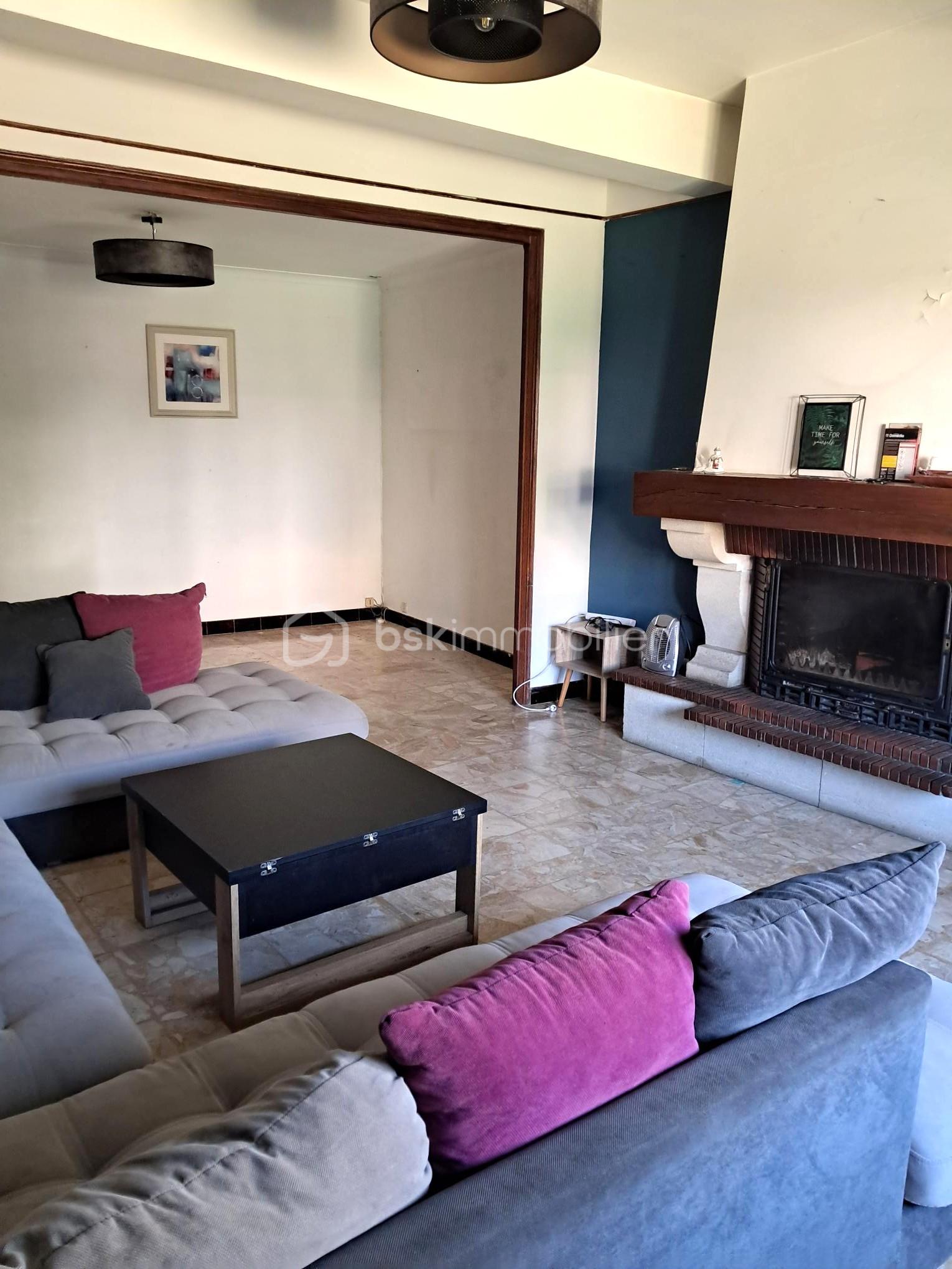 Maison ancienne de 180 m² - 9a-salon.jpg