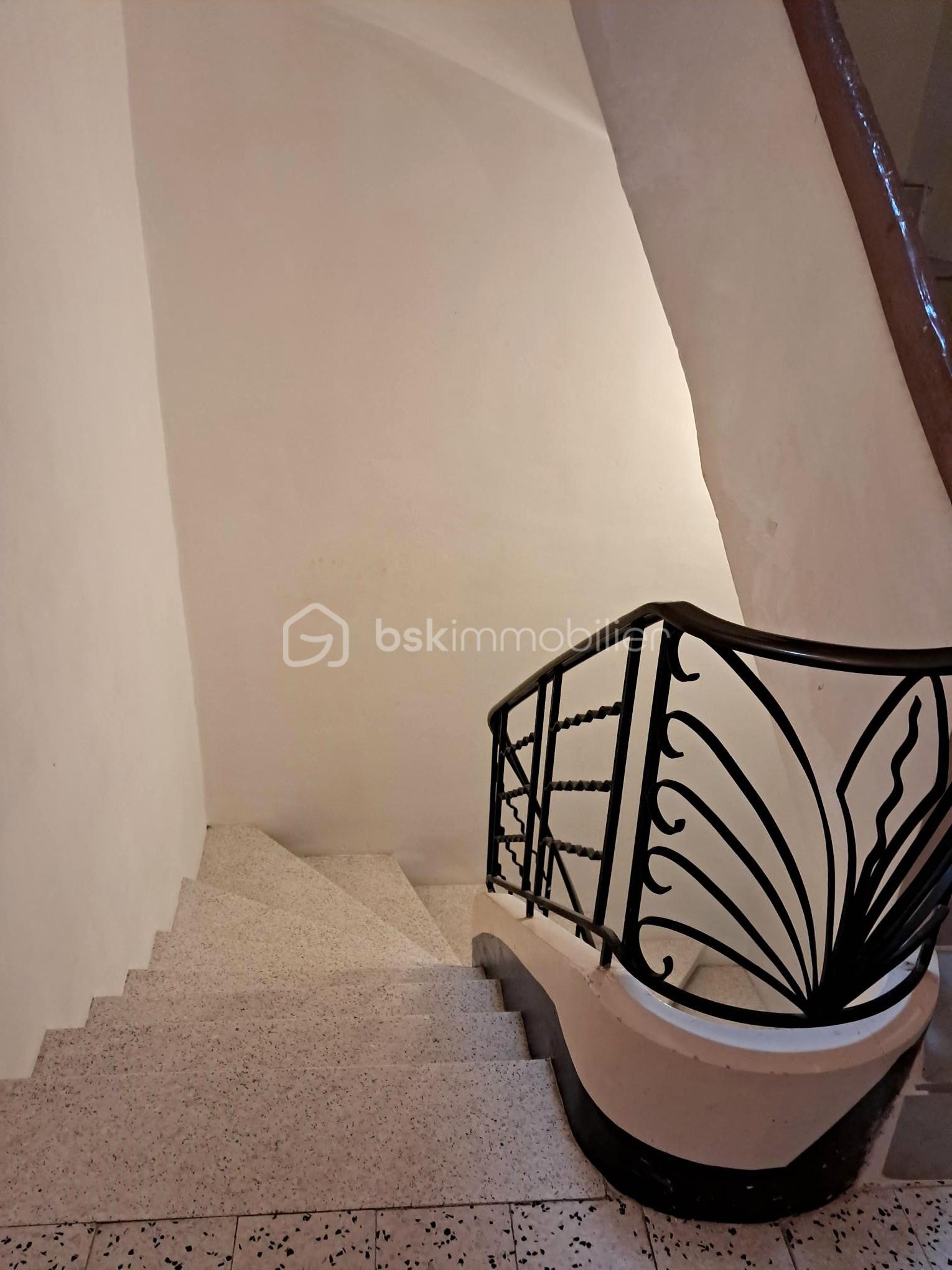 Maison ancienne de 180 m² - 5c-couloir.jpg