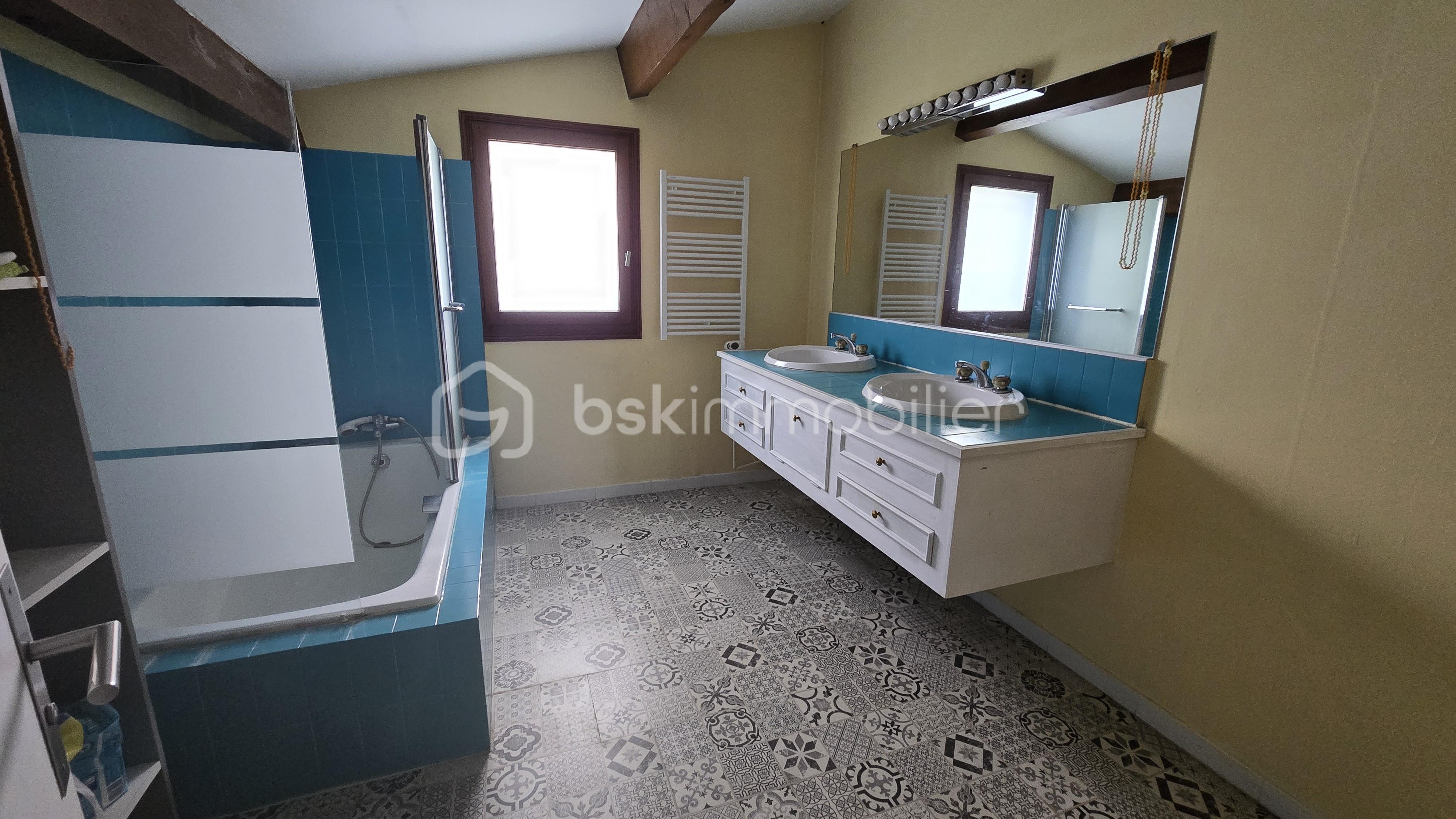 Maison de 257 m² - 20251021_122649.jpg