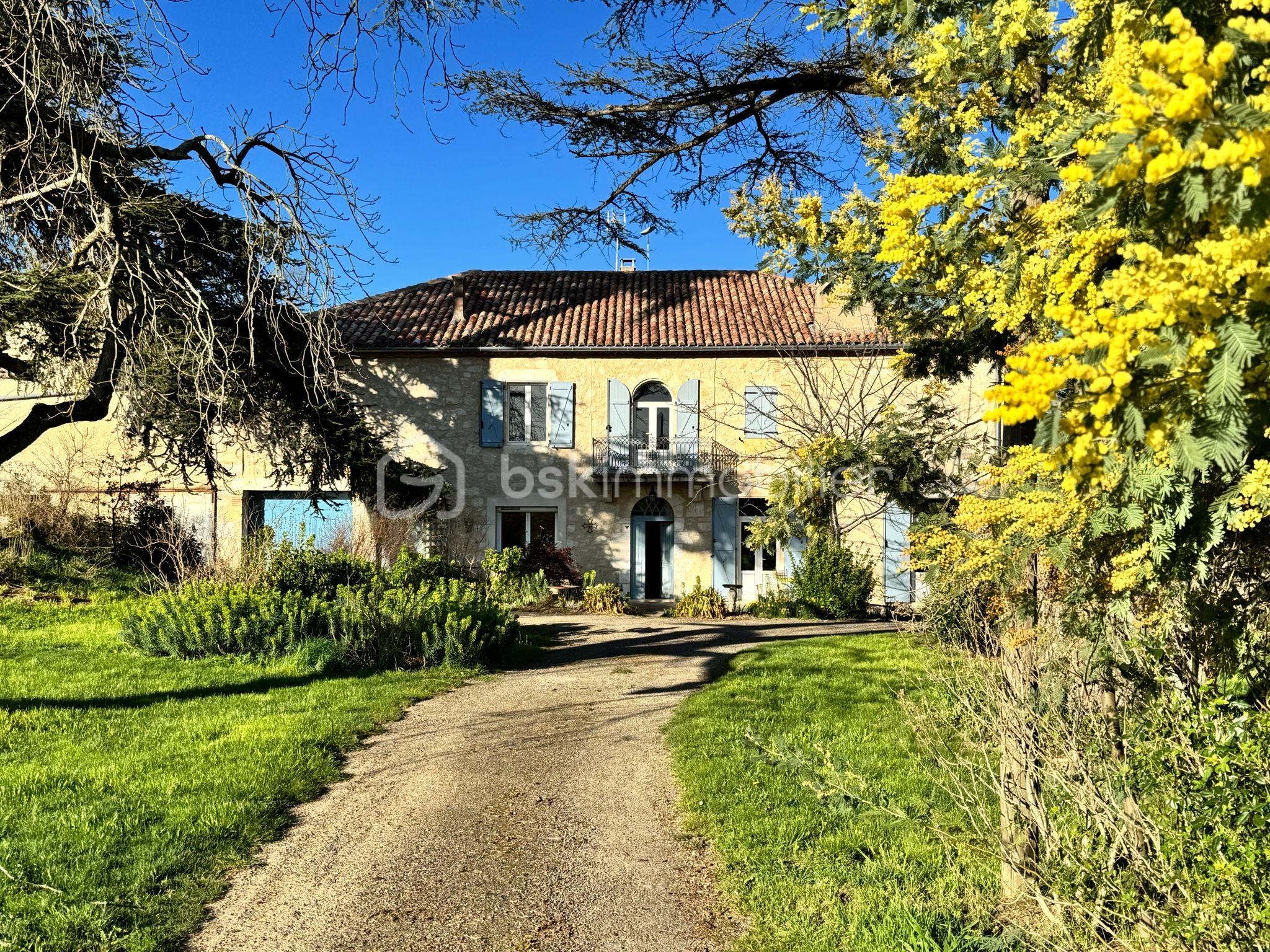 Maison de 250 m²