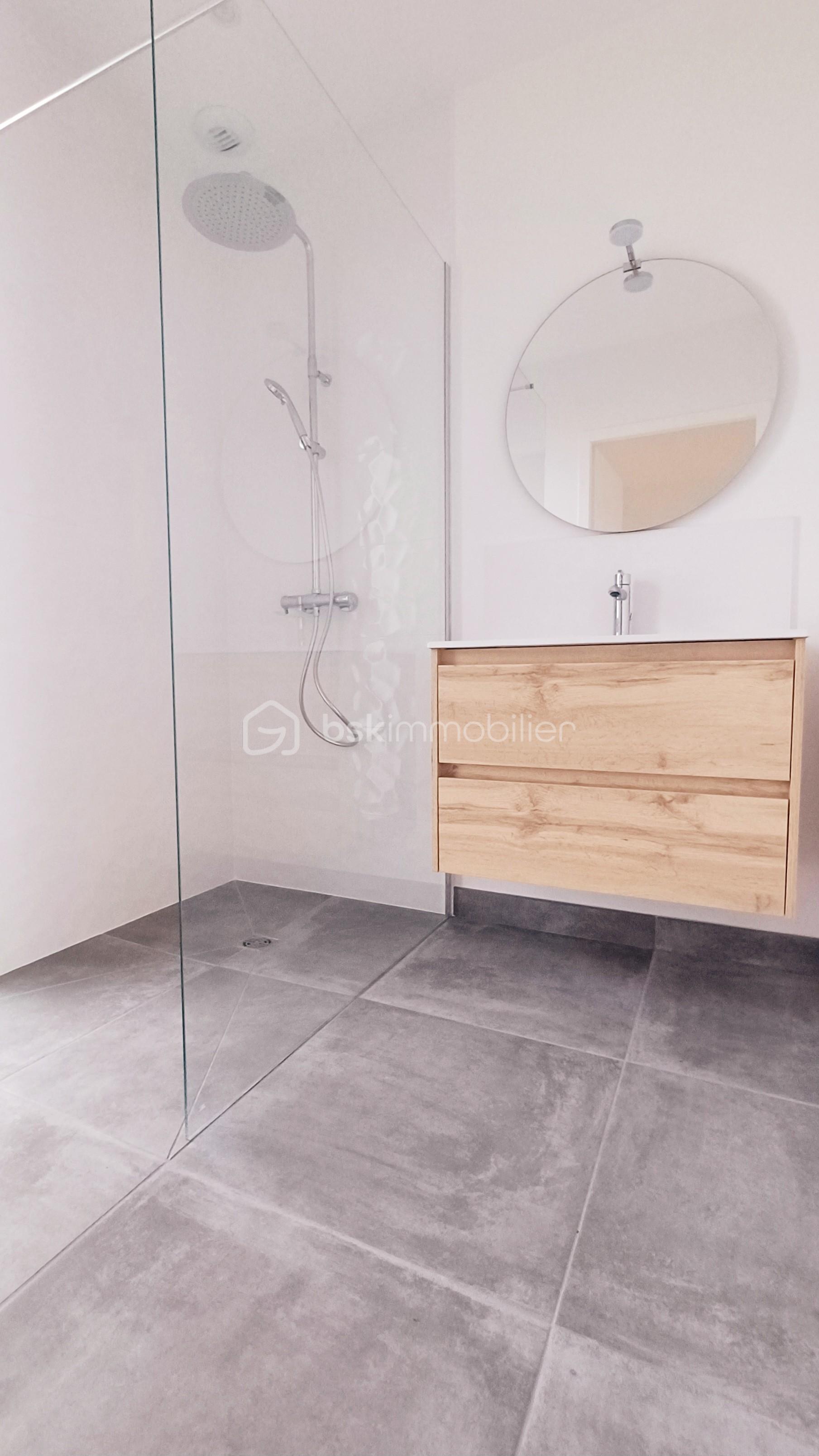 Maison de 120 m² - 7a5aef3d-226b-40a3-a554-8ed1700b59b1.jpg