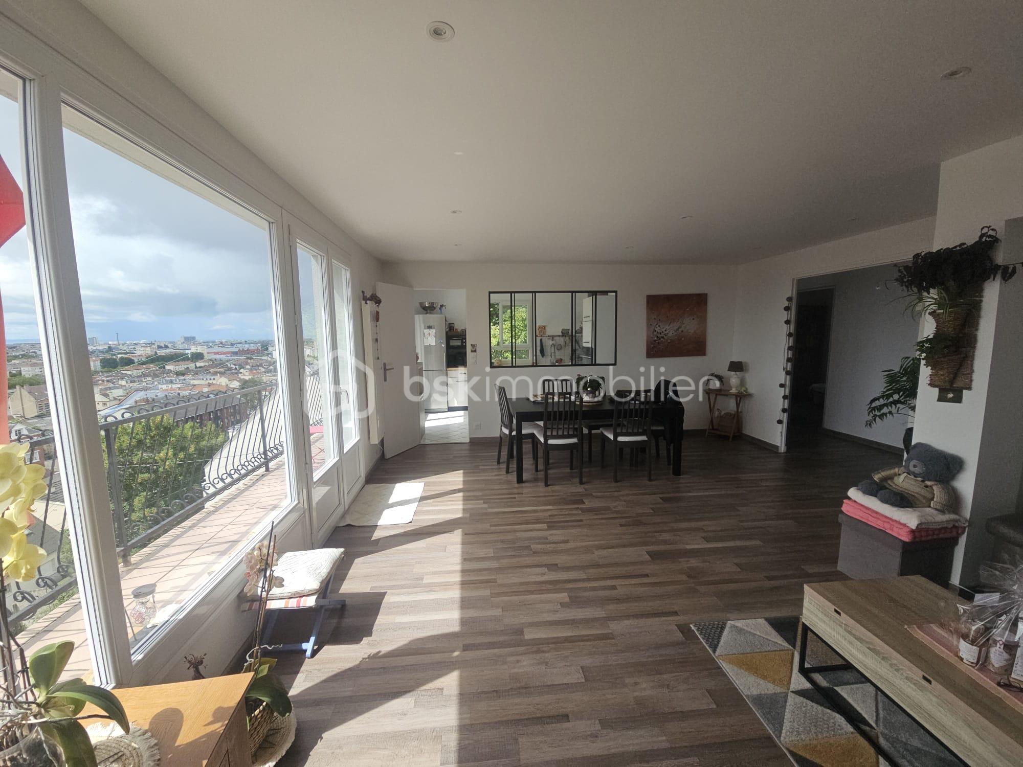 Maison de 134 m² - de7b1ead-8118-4ec1-a91c-15e50cdf1fef.jpeg