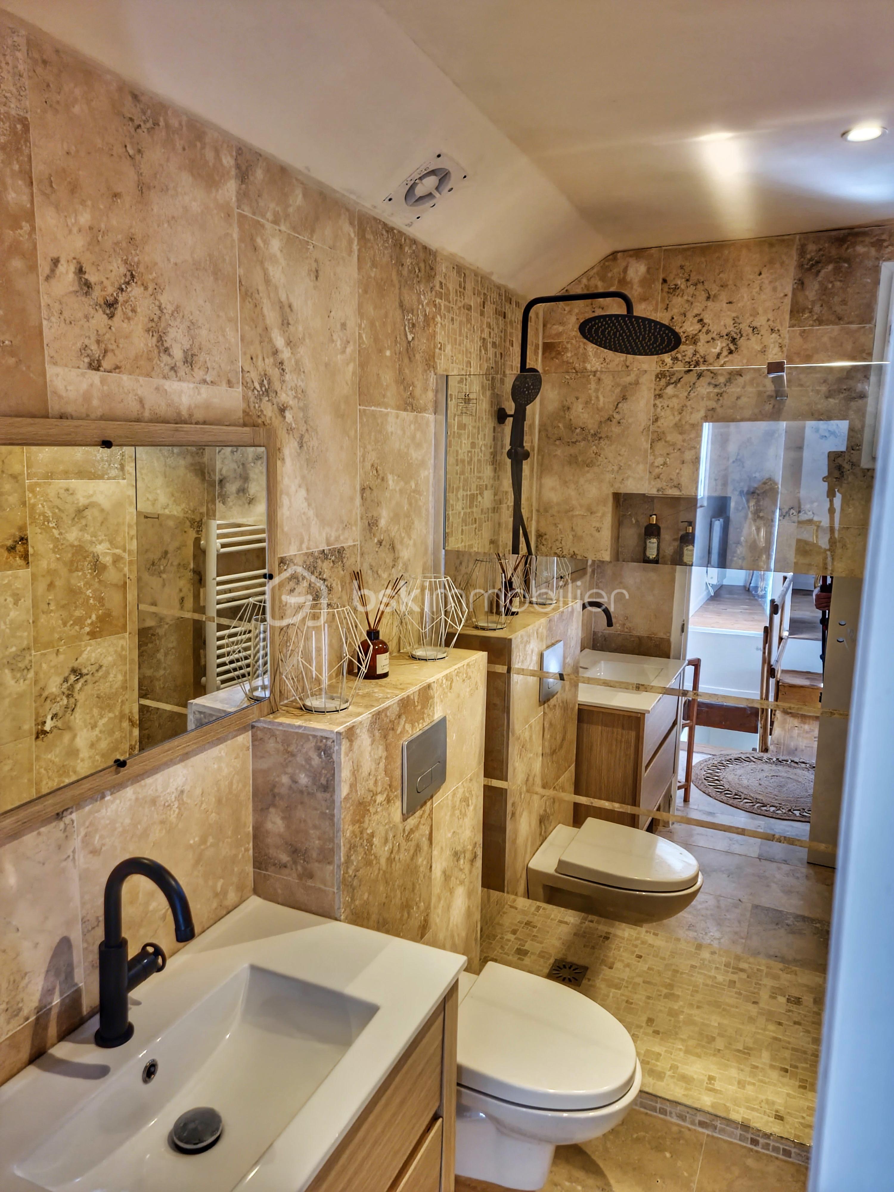 Corps de ferme de 186 m² - sde.jpg