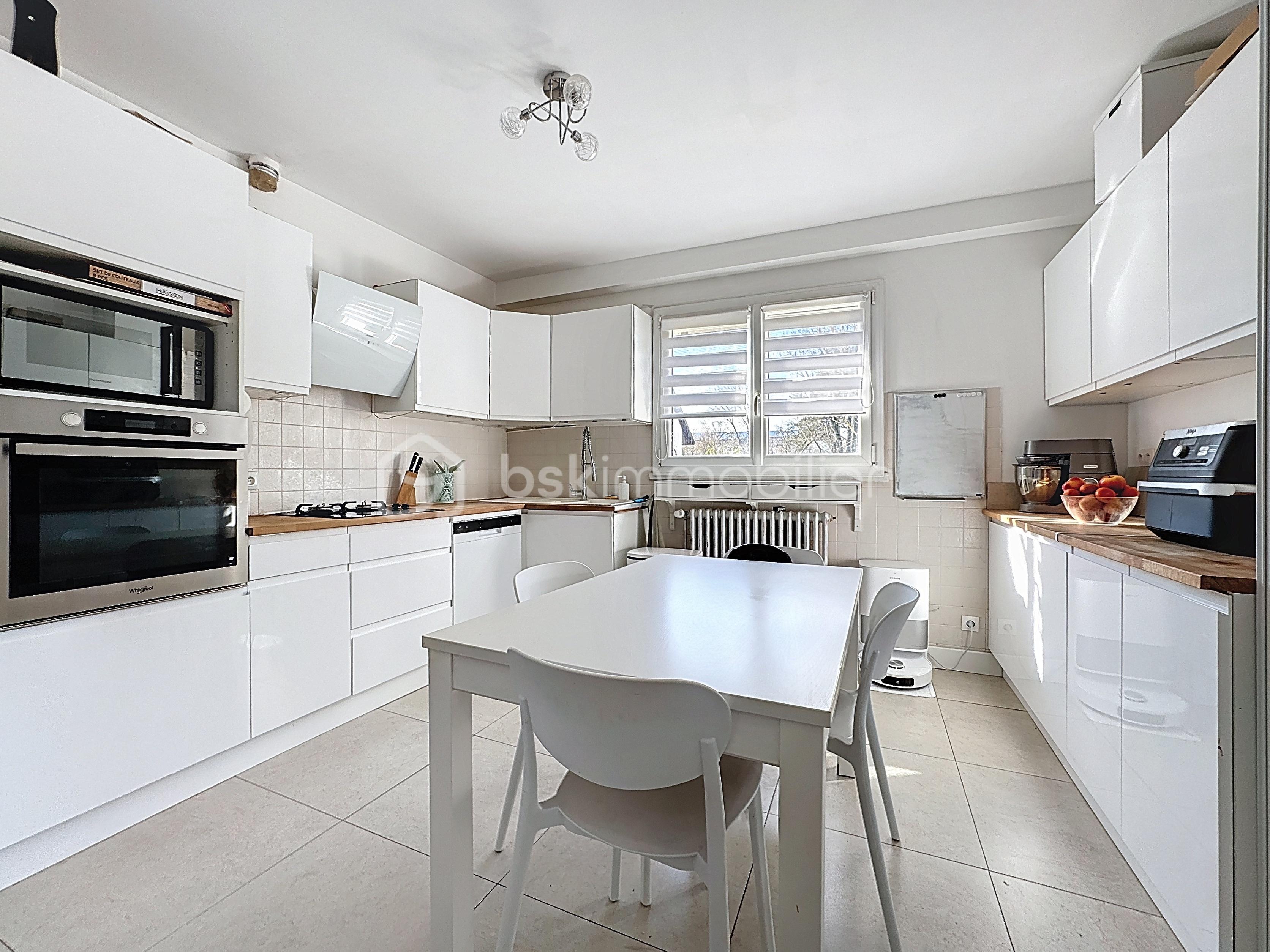 photo-1771929822 (1).jpg