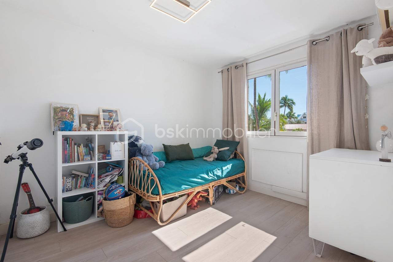 Appartement de 67 m² - CHAMBRE 2.JPG