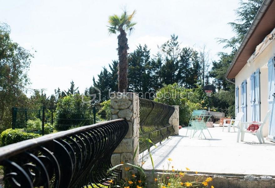 Maison contemporaine de 121 m² - terrasse.jpg