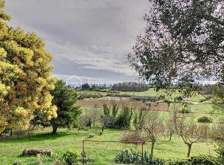 Maison contemporaine de 121 m² - vue.jpg