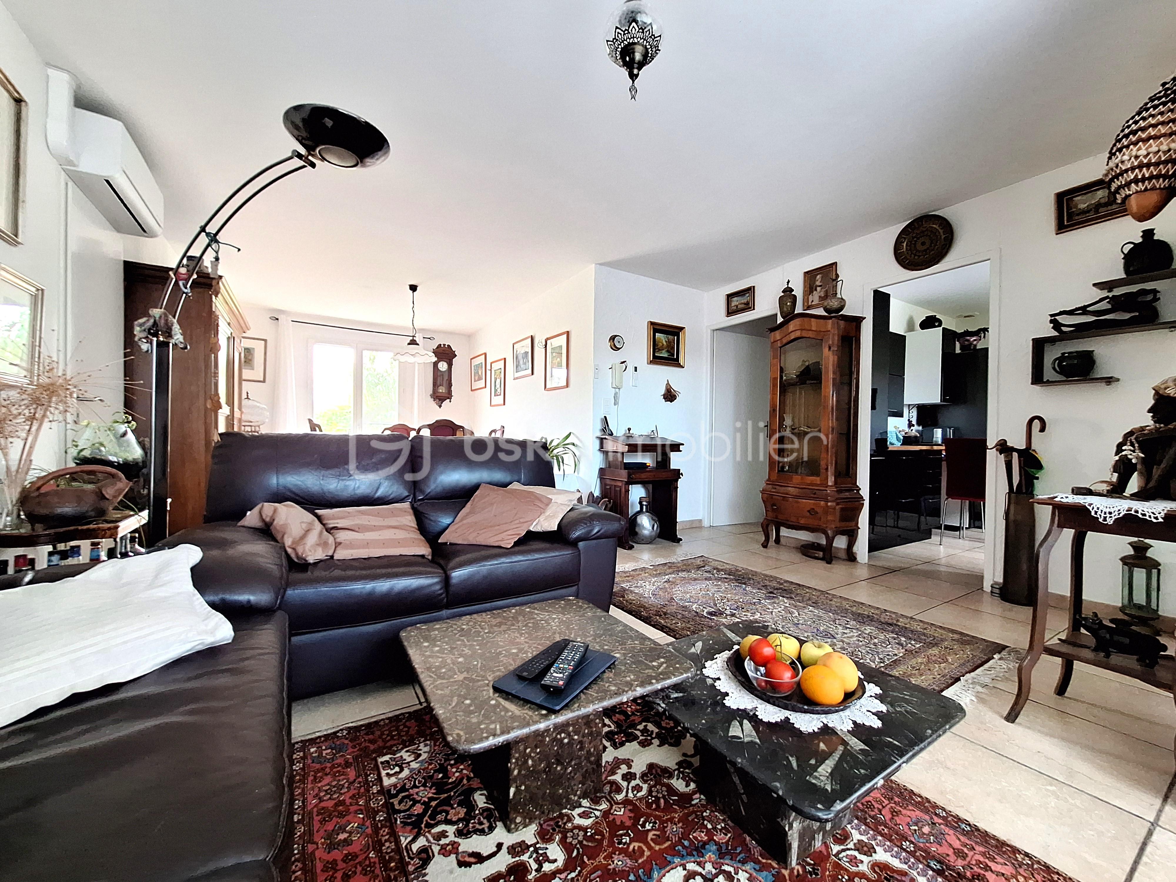 Maison de 90 m² - Salon (3).jpg