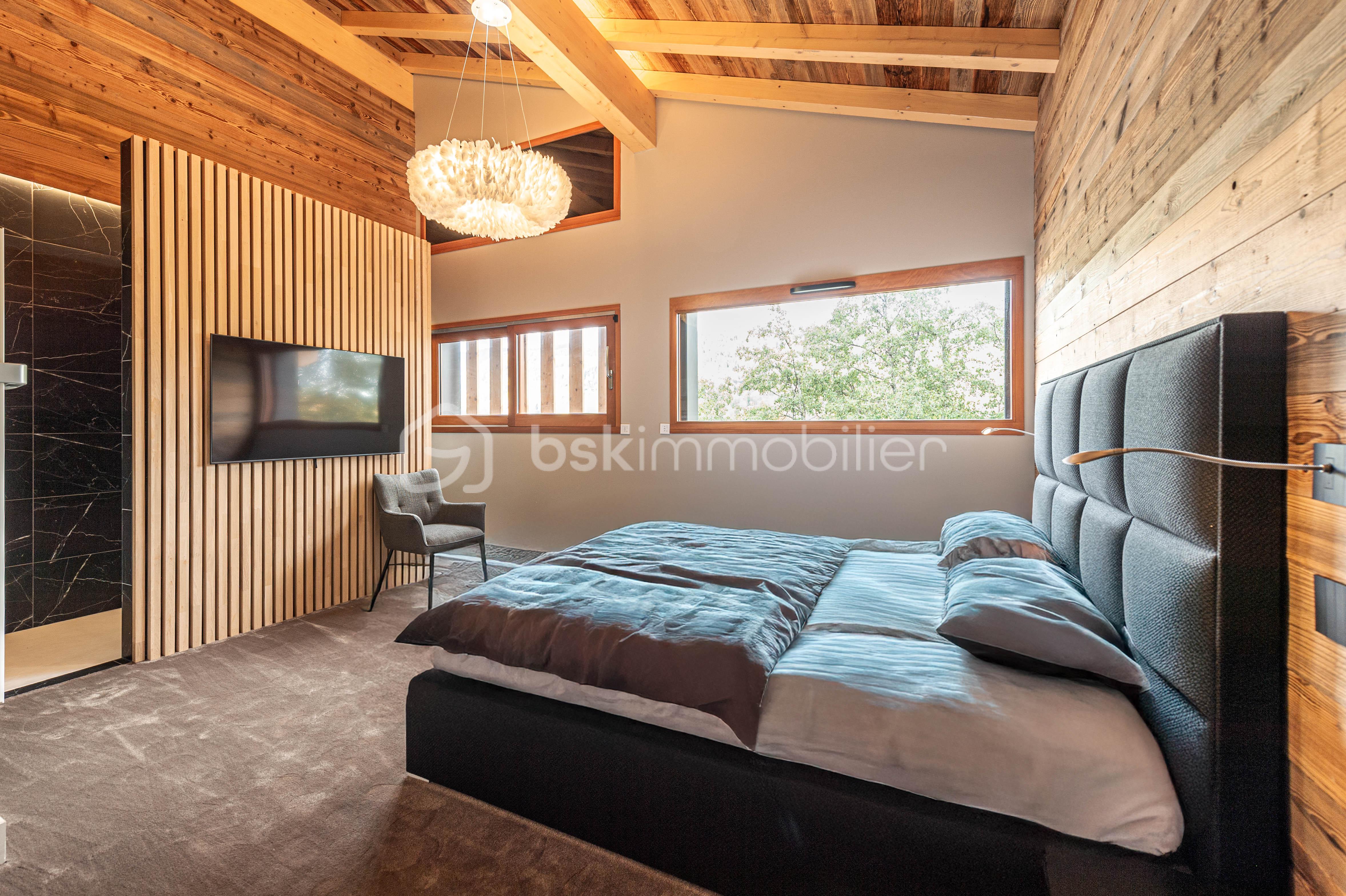 Chalet de 280 m² - 1BSK-Chalet-Megeve©KaptureBD-1.jpg