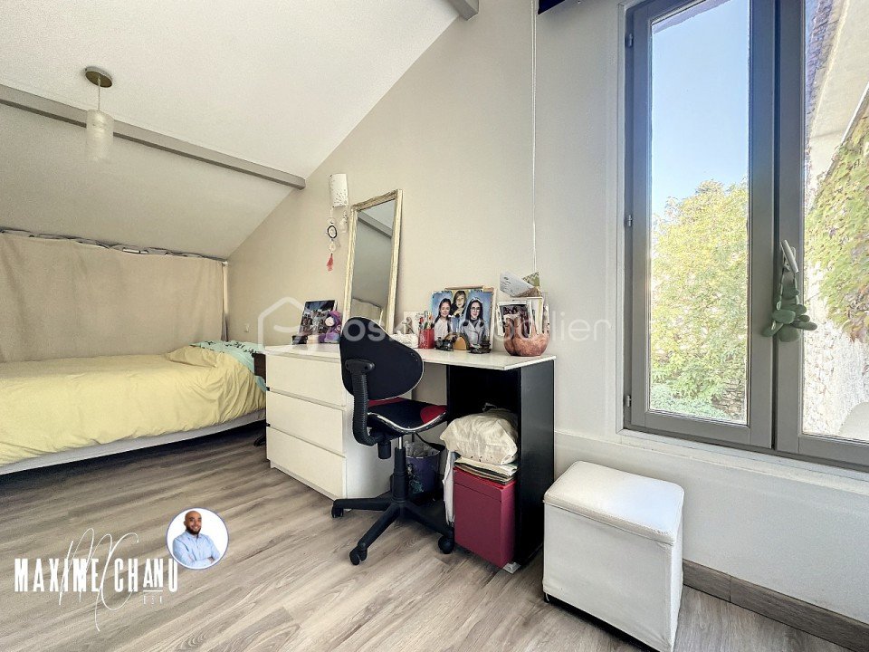Immeuble mixte de 330 m² - gudesteguizard_1698752079_1698753246_53514_23f5c51