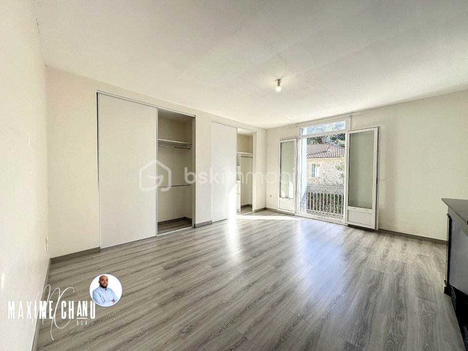 Immeuble mixte de 330 m² - gudesteguizard_1698752079_1698752572_52631_9120c65