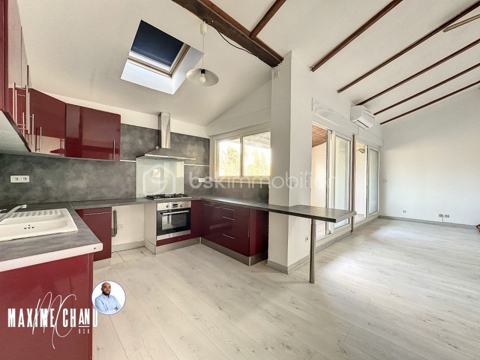 Immeuble mixte de 330 m² - gudesteguizard_1698752079_1698755185_55207_2cd8a9e