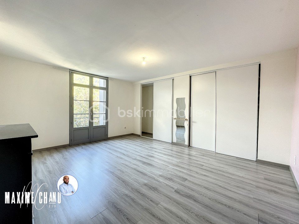 Immeuble mixte de 330 m² - gudesteguizard_1698752079_1698752496_52572_a0b6fe1