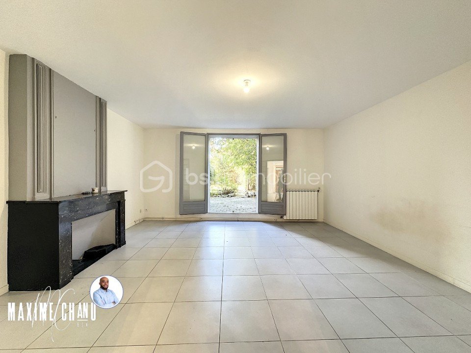 Immeuble mixte de 330 m² - gudesteguizard_1698752079_1698752252_52292_ca07de0