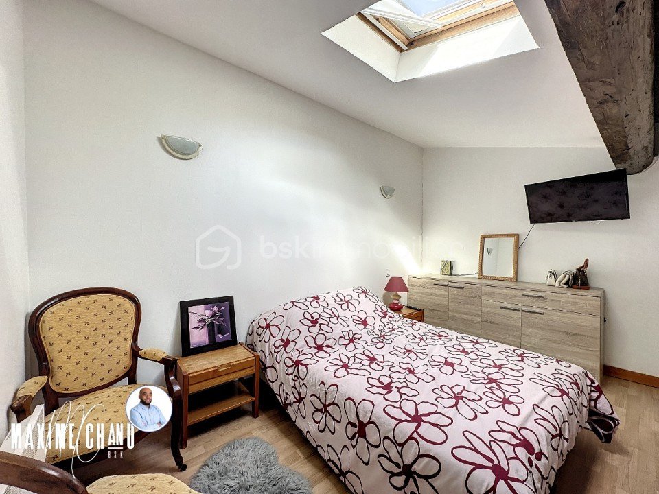 Immeuble mixte de 330 m² - gudesteguizard_1698752079_1698754179_54321_2973f0d