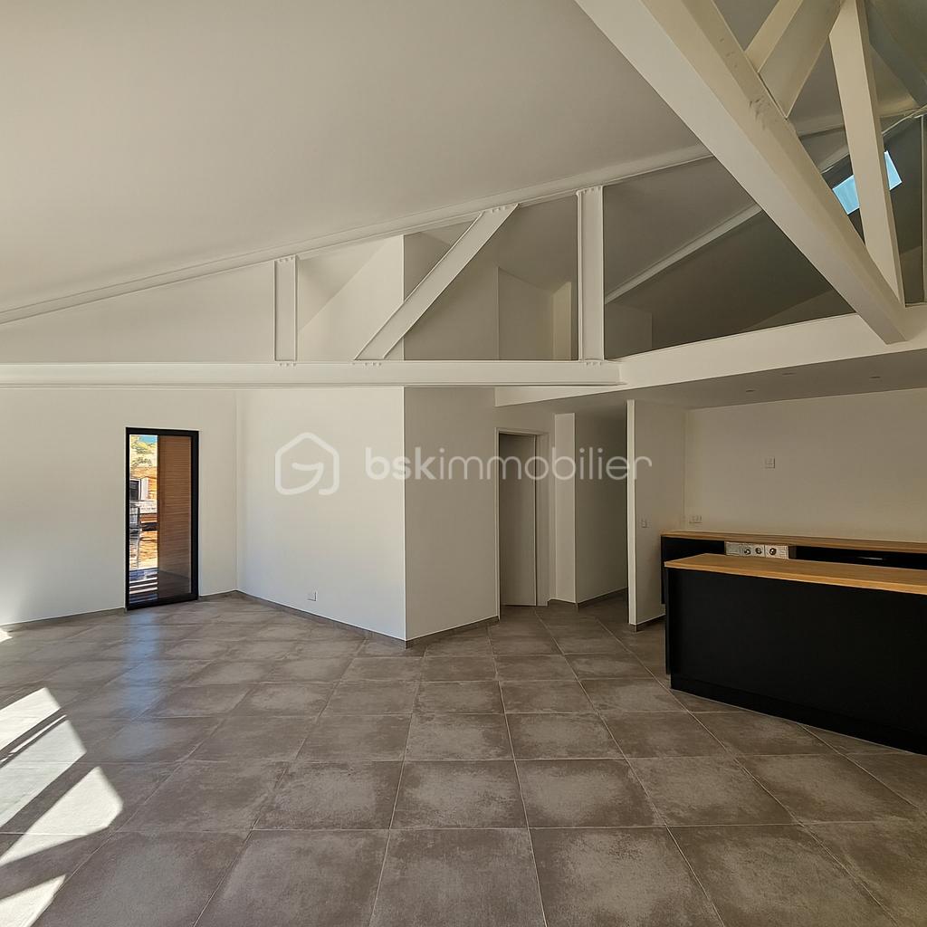 Appartement de 79 m² - ChatGPT Image 19 nov. 2025, 06_30_20.png