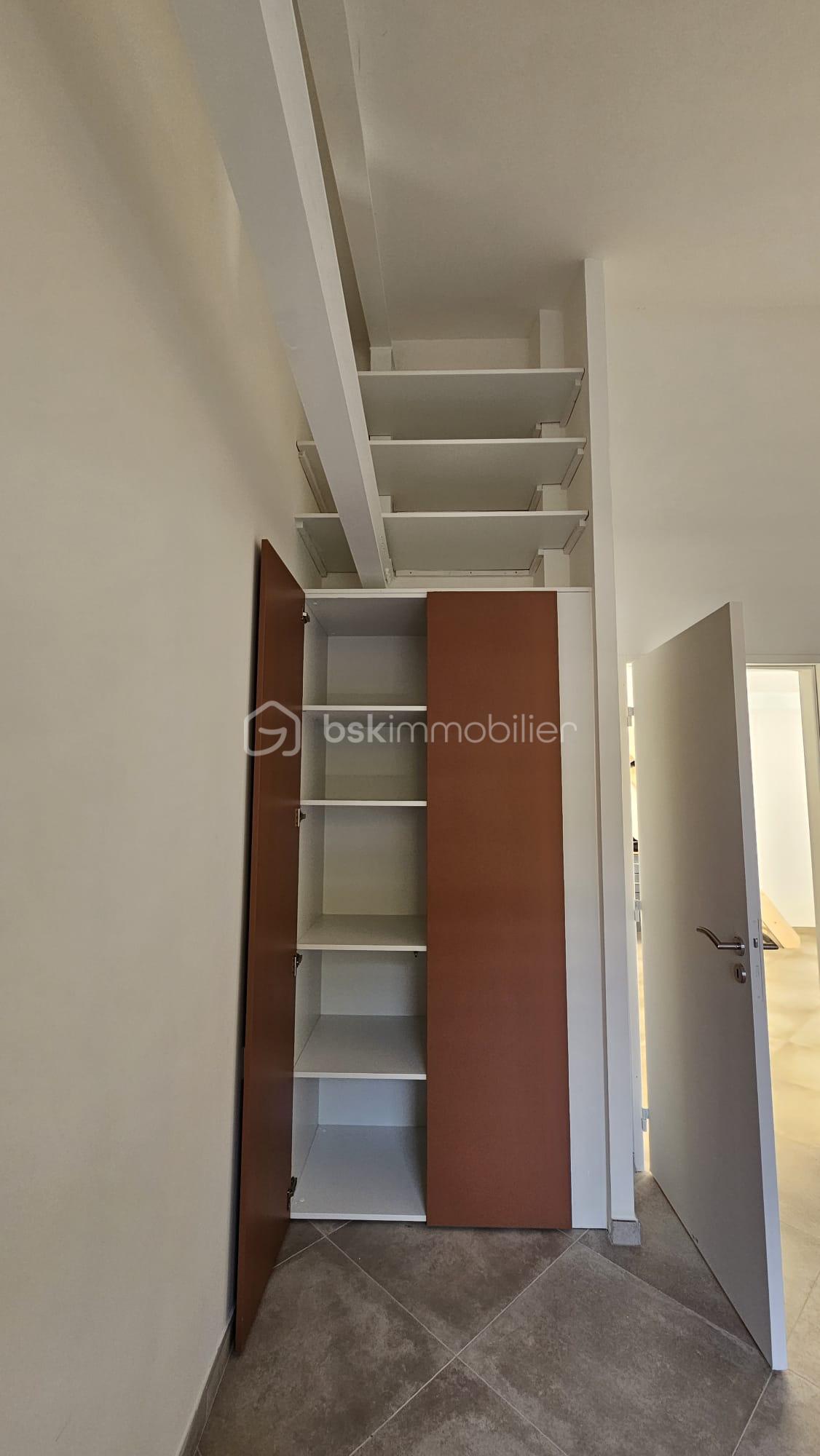 Appartement de 79 m² - 695c2628-7e51-46d1-83ed-8c8bdd360d36.jpeg