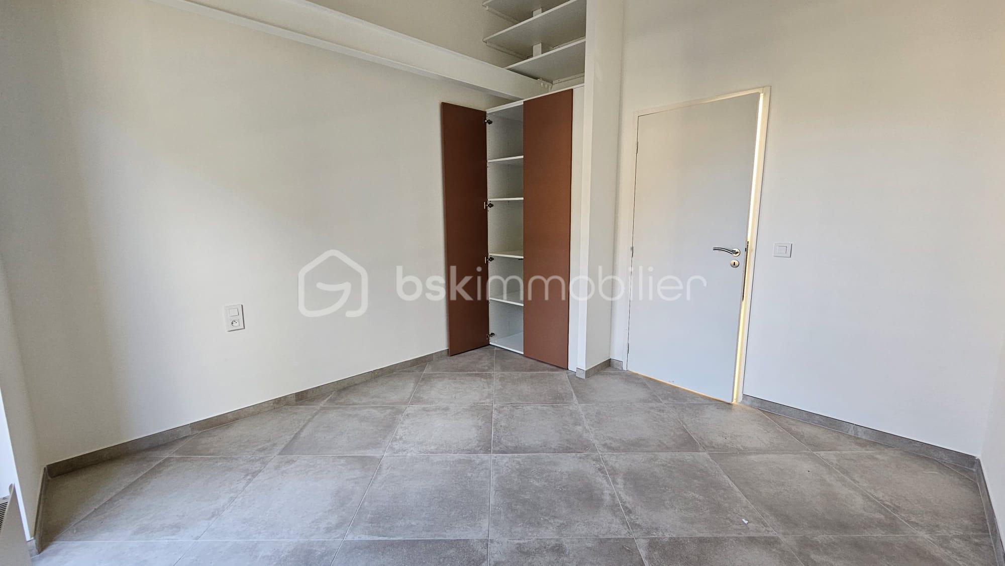 Appartement de 79 m² - ba44dee4-9924-4fcd-82c3-832bf459d620.jpeg
