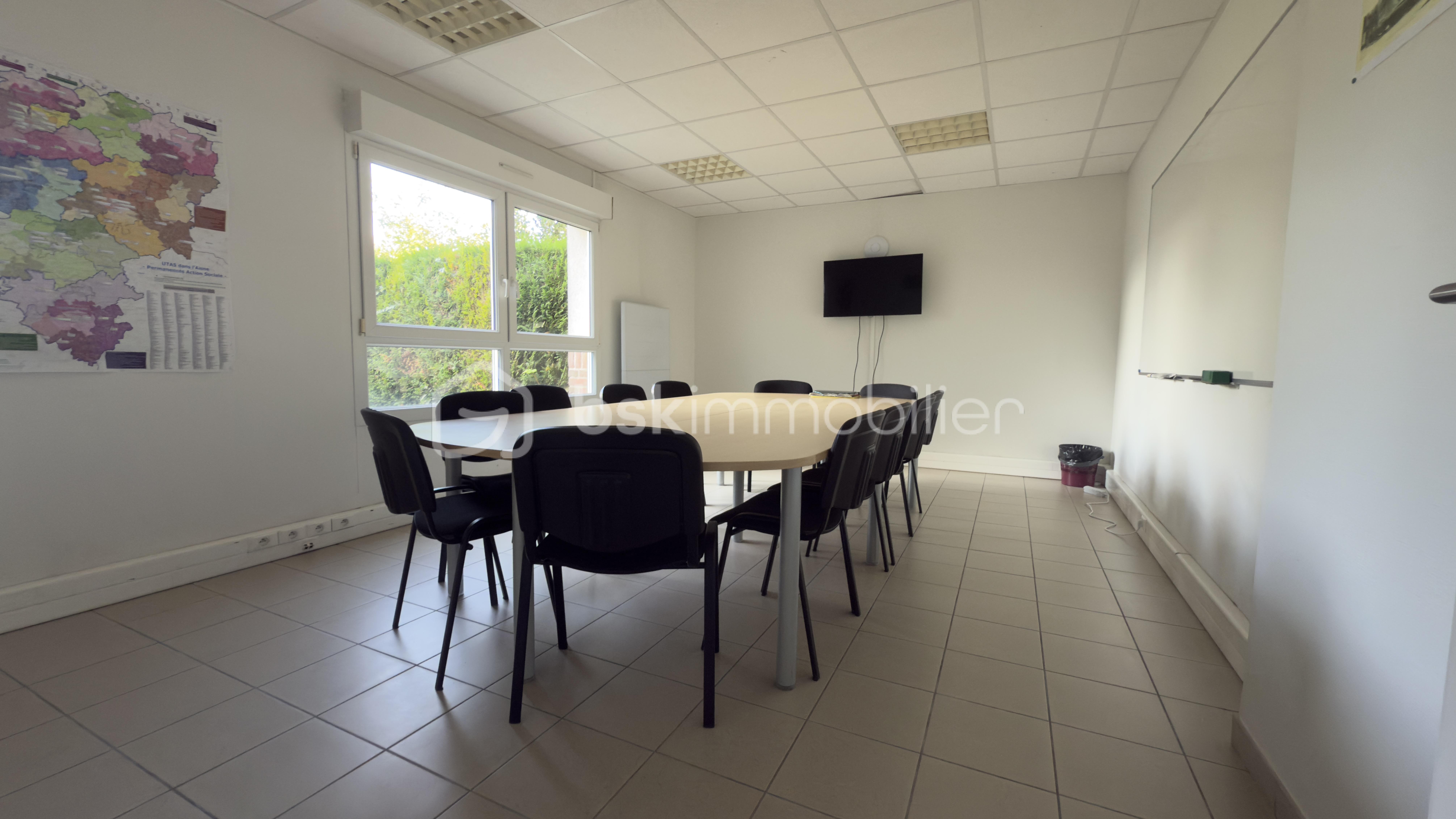 Bureau de 269 m² - IMG_1345.jpeg