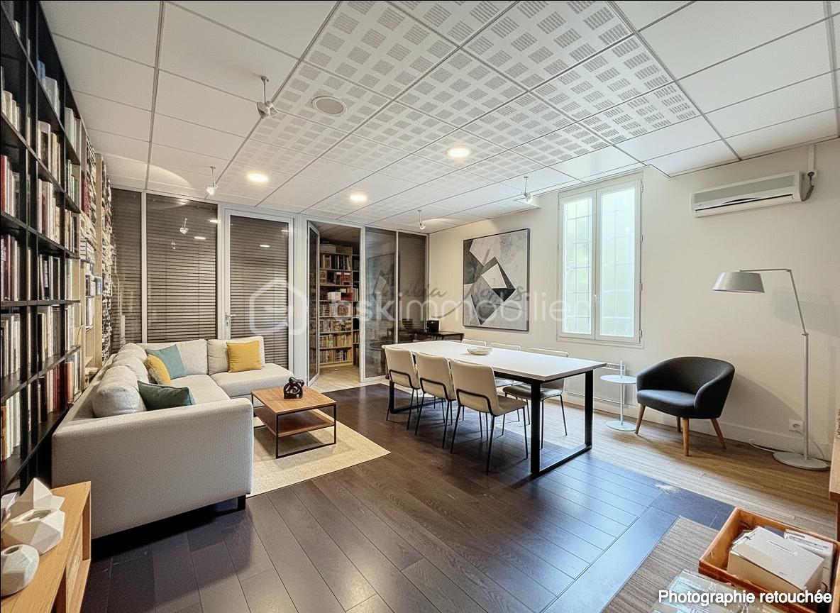 Local commercial de 185 m² - generated_2026-01-14T18_32_41.008.jpg