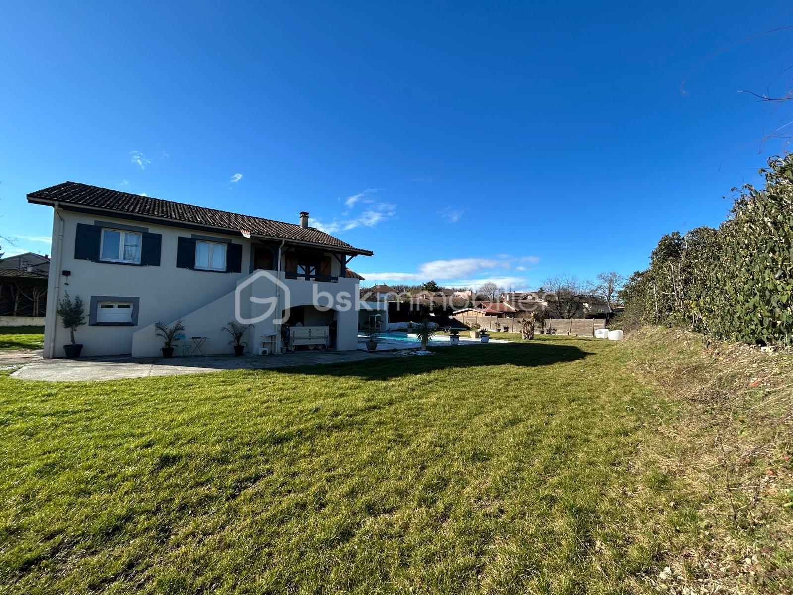 Maison traditionnelle de 173 m² - IMG-20260203-WA0005(1).jpg