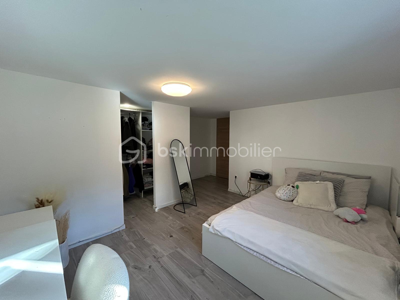 Maison traditionnelle de 173 m² - IMG-20260203-WA0016.jpg