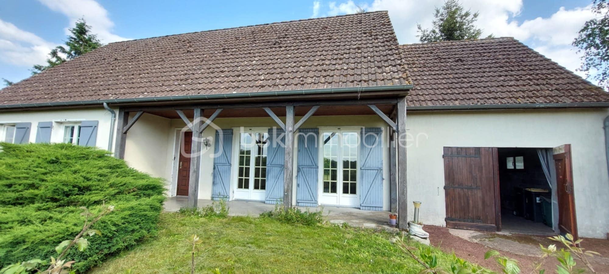 Maison de 152 m² - att.eQpkAdmdvmH0BUVjw7W0qUlROmxjQ5mHMrIMfroupw4_1.jpeg