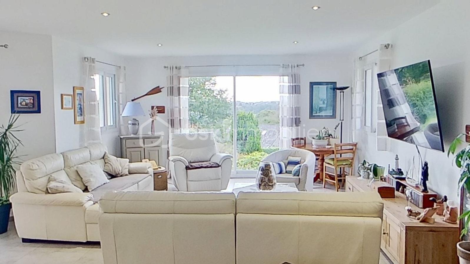 Maison d architecte de 151,22 m² - Maison-darchitecte-183-m-BBC-RT-2012-10242025_152931.jpg