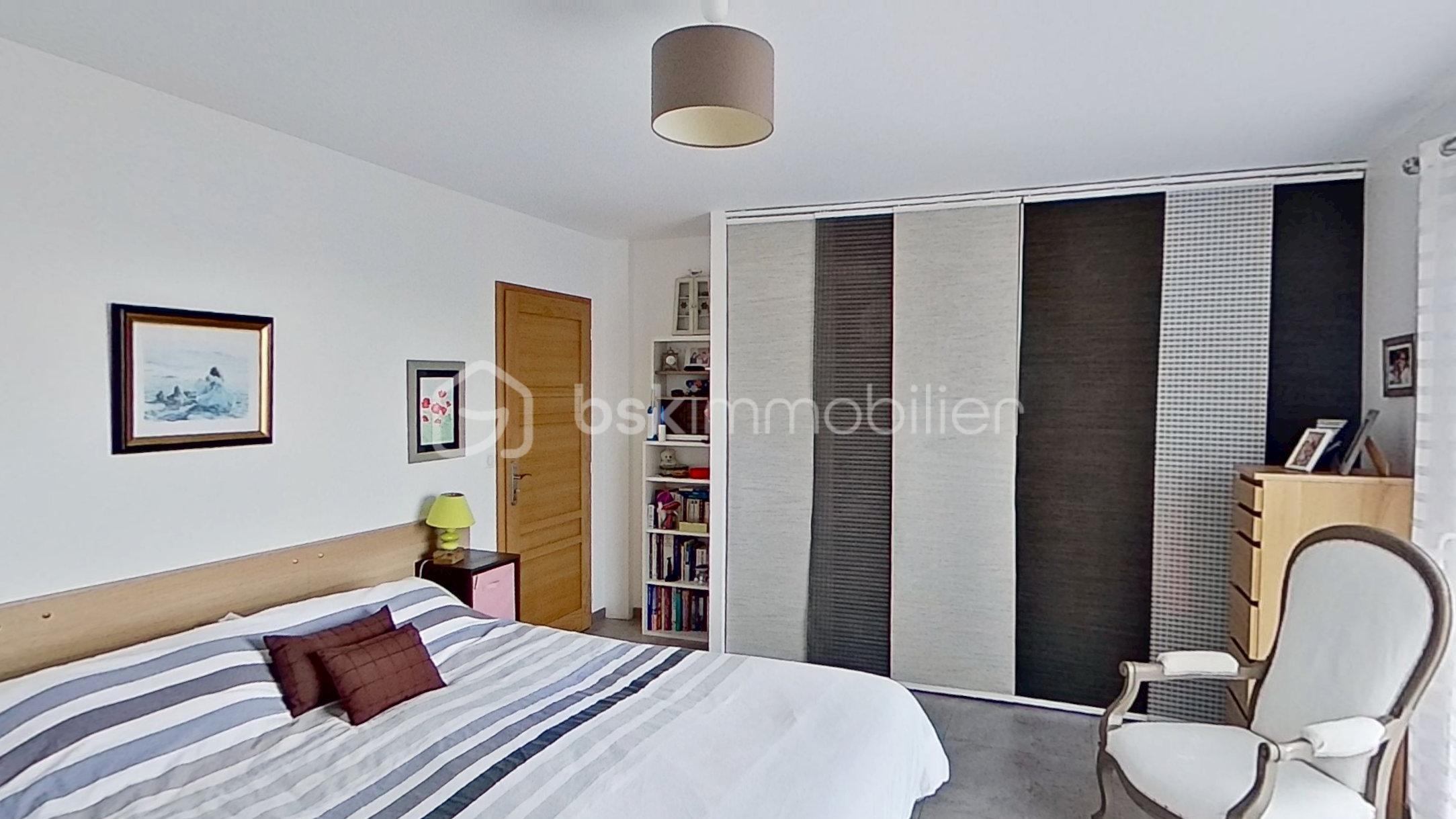 Maison d architecte de 151,22 m² - Maison-darchitecte-183-m-BBC-RT-2012-10242025_153114.jpg