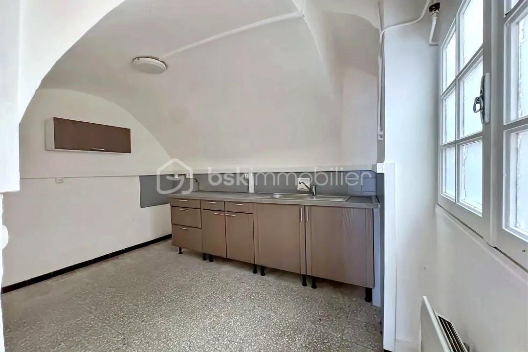 Immeuble mixte de 172 m² - hoqi-03394f9d5d60431783468ddd77befecc.JPG