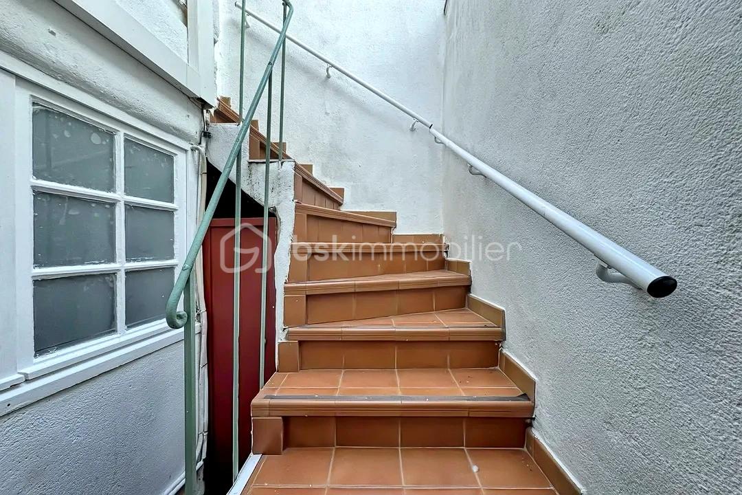 Immeuble mixte de 172 m² - hoqi-0b92c40e0d1b4912bd510bc0e28fa419.JPG