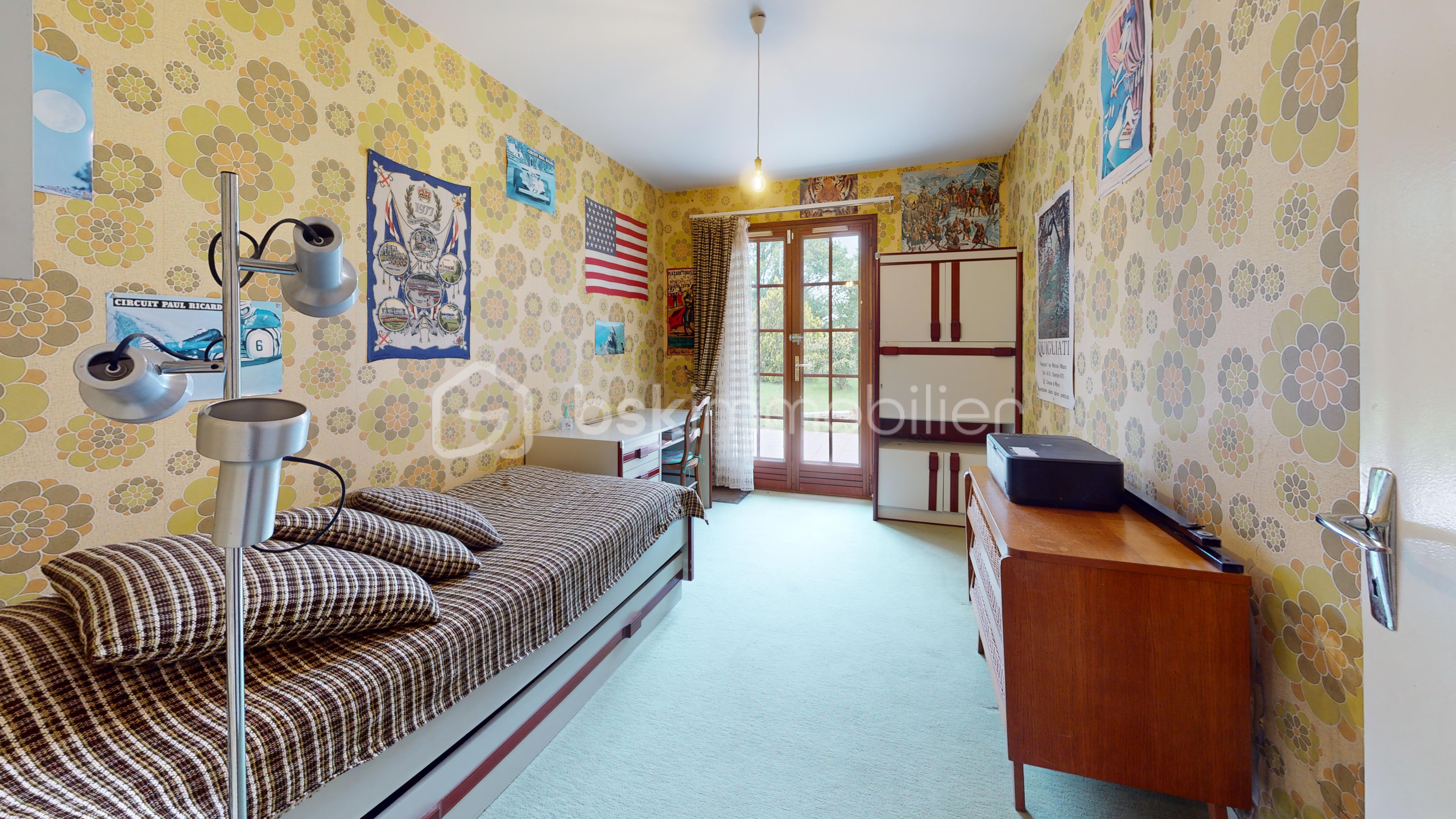 MAISON-DE-CAMPAGNE-SANS-VOISIN-Bedroom 4.jpg