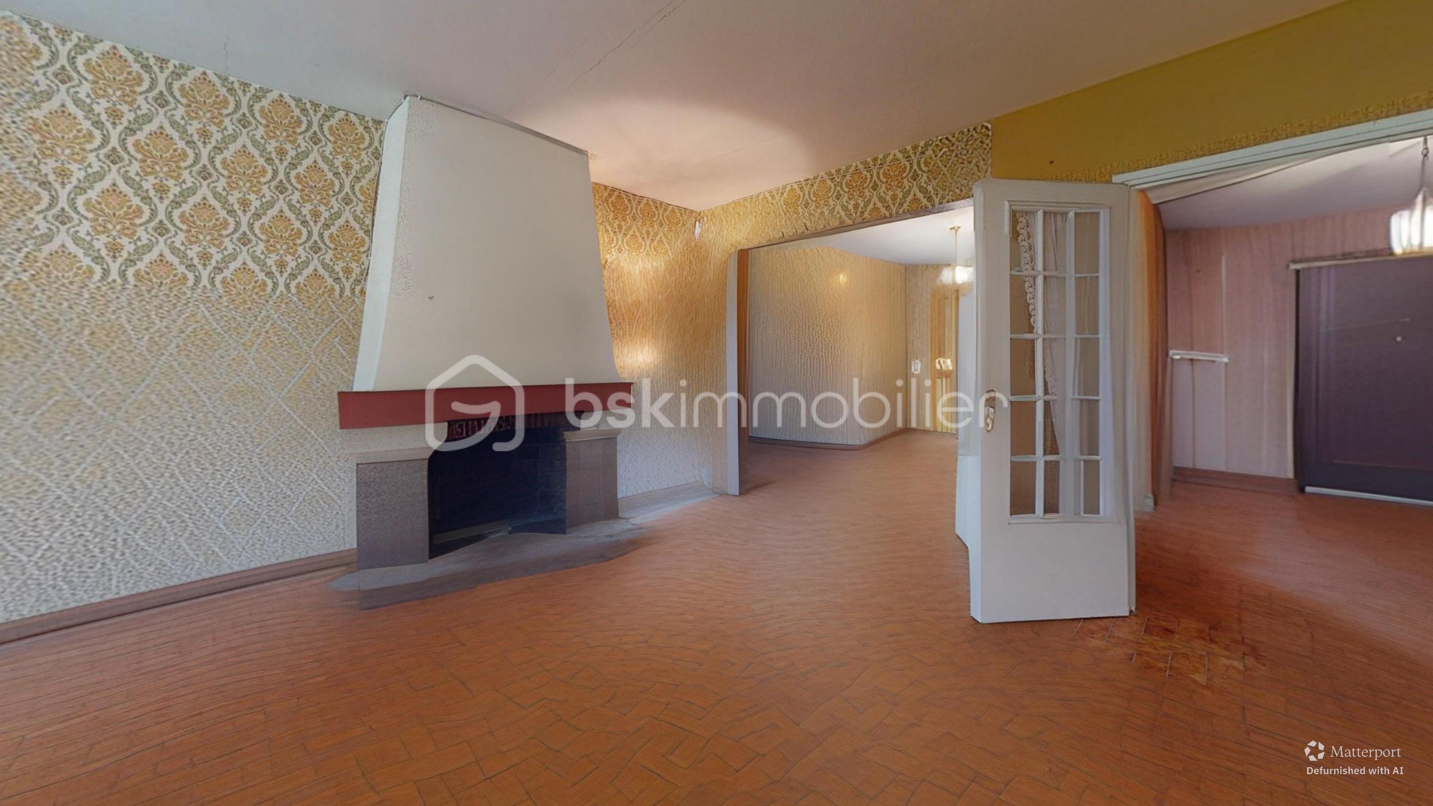 MAISON-DE-CAMPAGNE-SANS-VOISIN-Living-Room-Defurnished.jpg