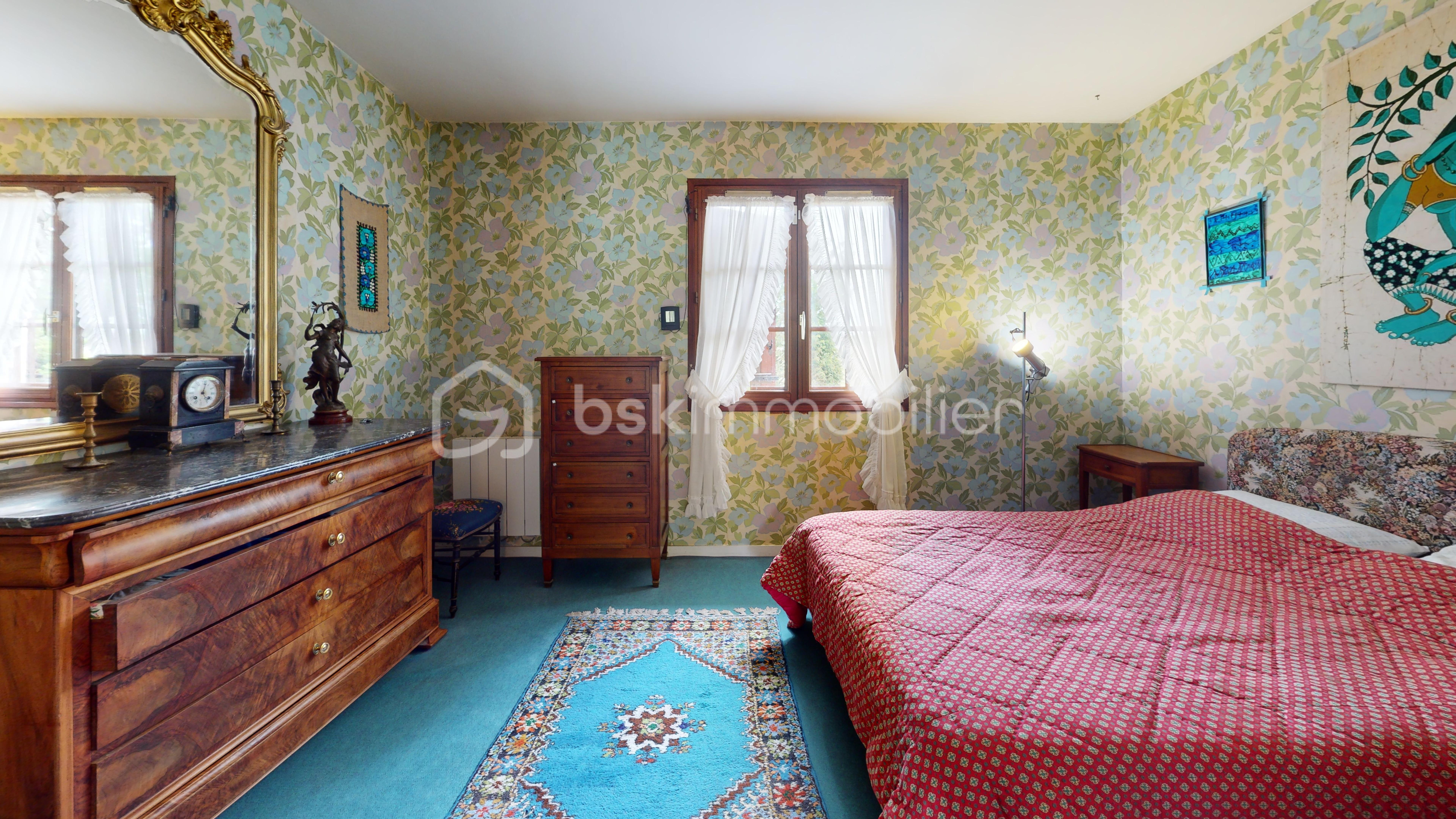 MAISON-DE-CAMPAGNE-SANS-VOISIN-Bedroom 2.jpg