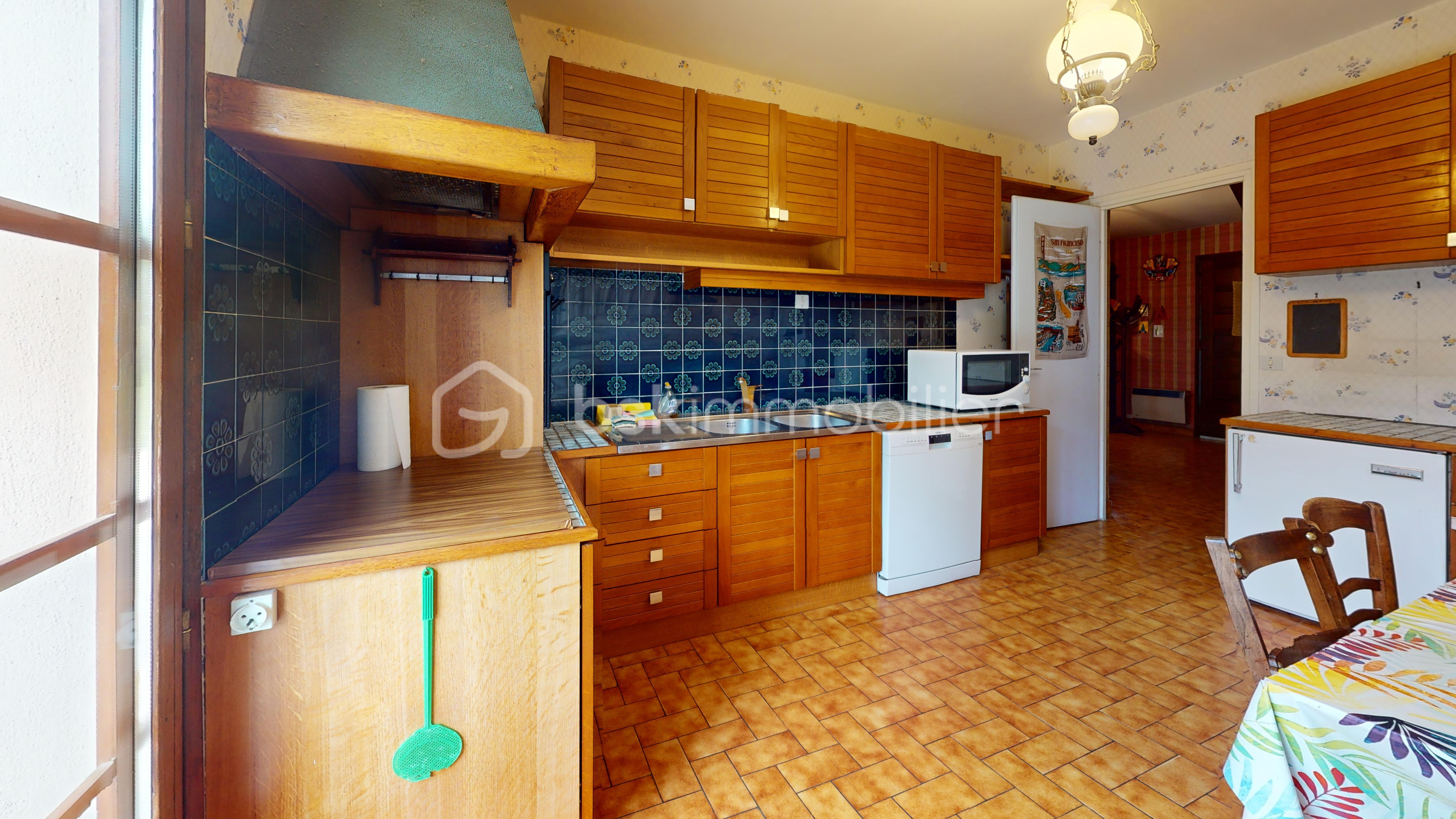 MAISON-DE-CAMPAGNE-SANS-VOISIN-Kitchen 1.jpg
