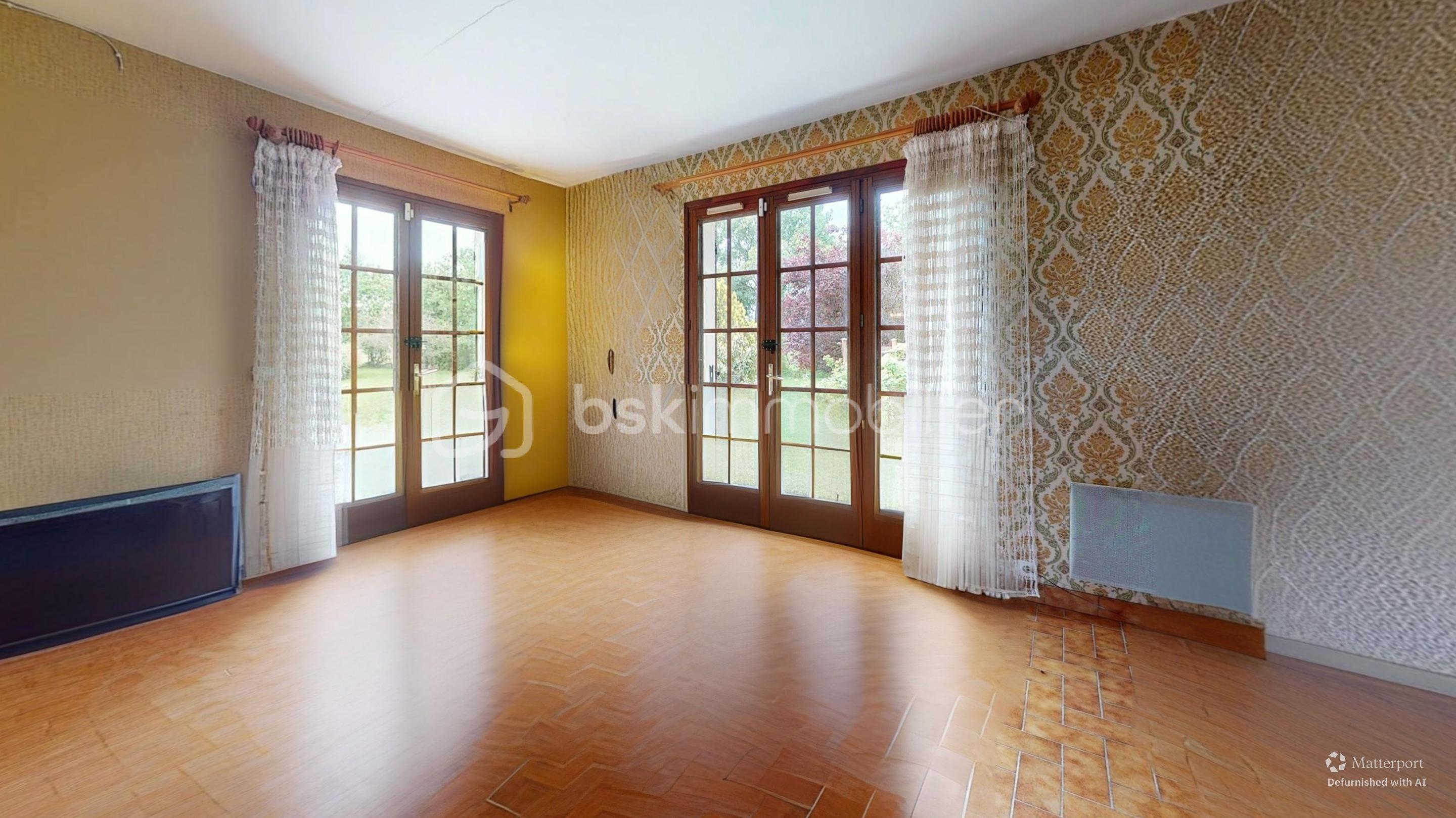 MAISON-DE-CAMPAGNE-SANS-VOISIN-Dining-Room-Defurnished.jpg