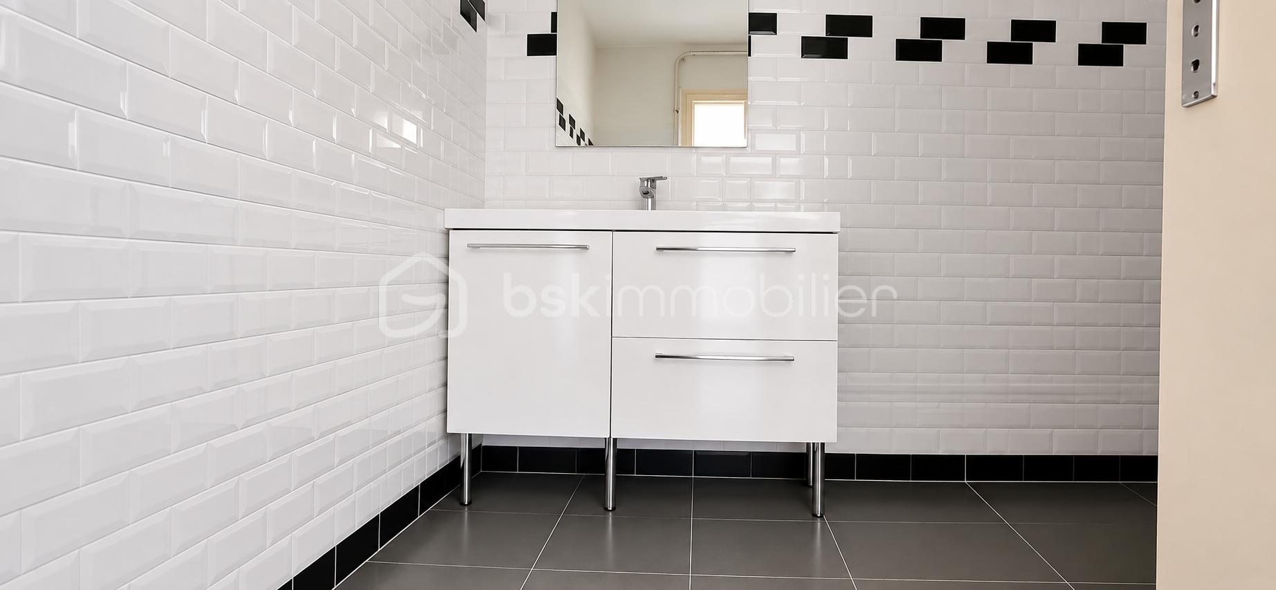 file_00000000b8548210ac05663a3686e6d9.png