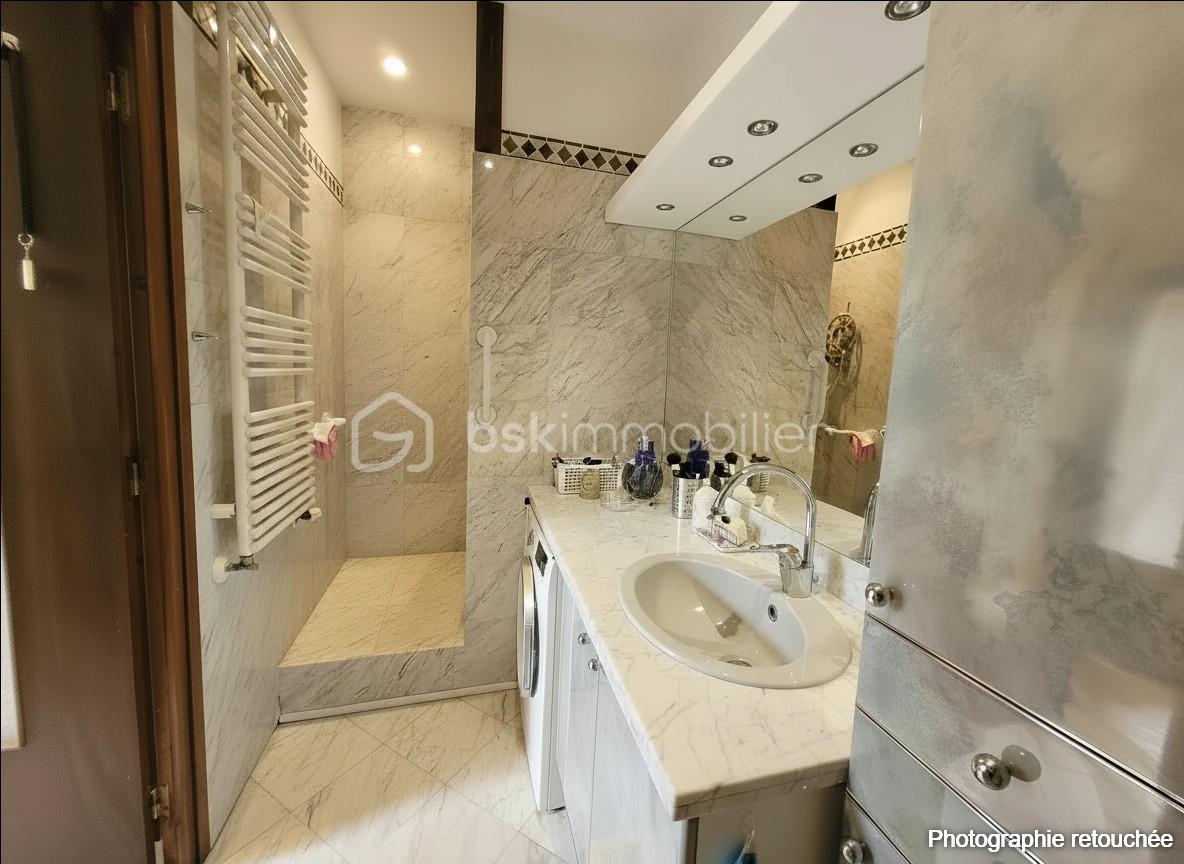 Maison de 88 m² - thumbnail_VAIRES6.jpg