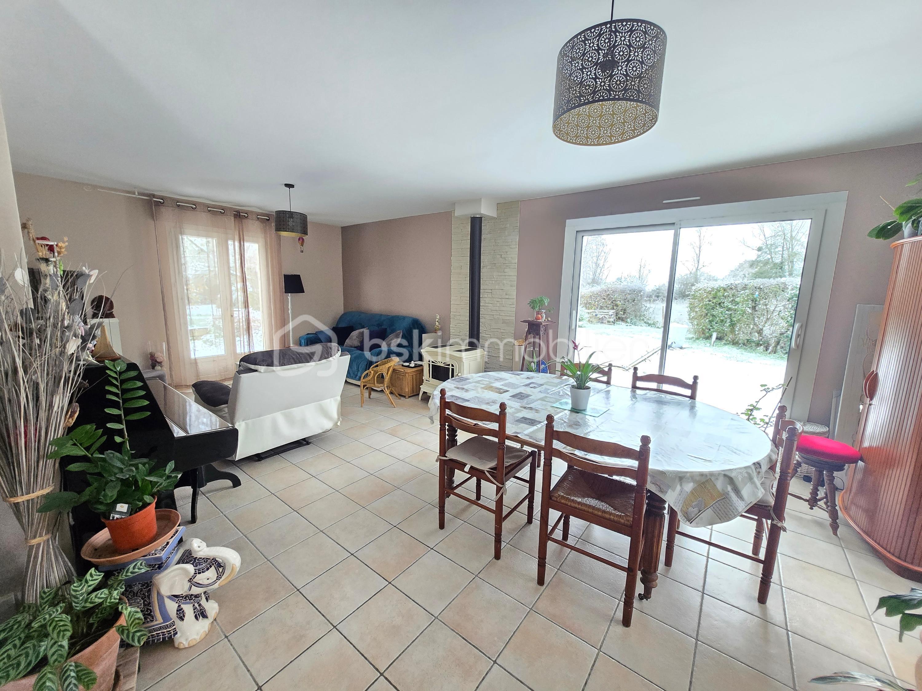 Pavillon de 175 m² - AIRetouch_20251202_204819941.jpg