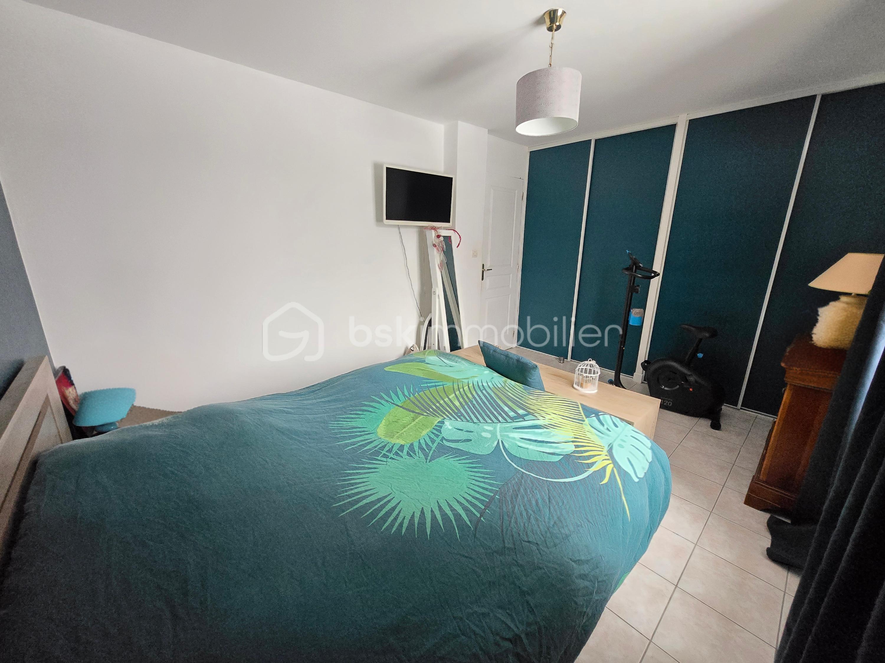 Pavillon de 175 m² - AIRetouch_20251202_205142018.jpg