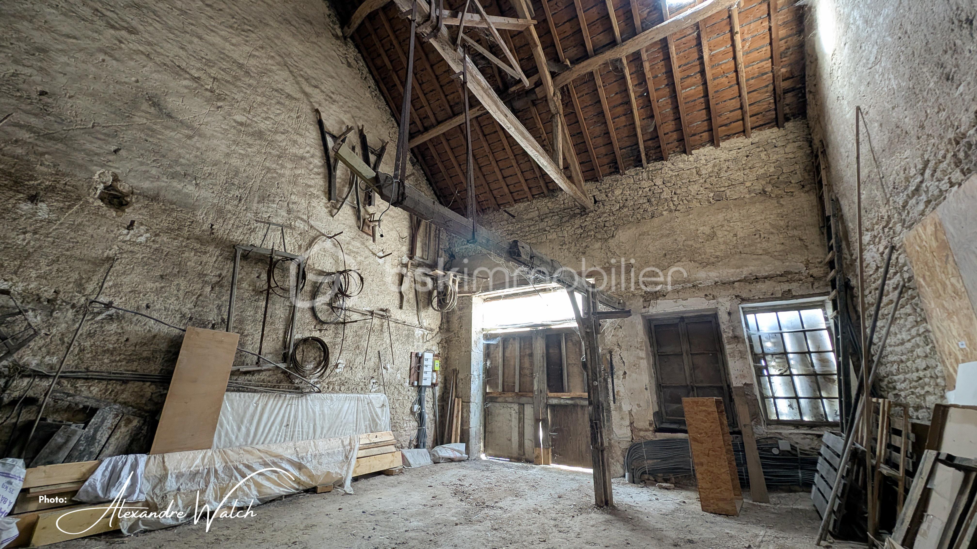 Maison ancienne de 87,59 m² - signaturePXL_20250814_100147961.jpg