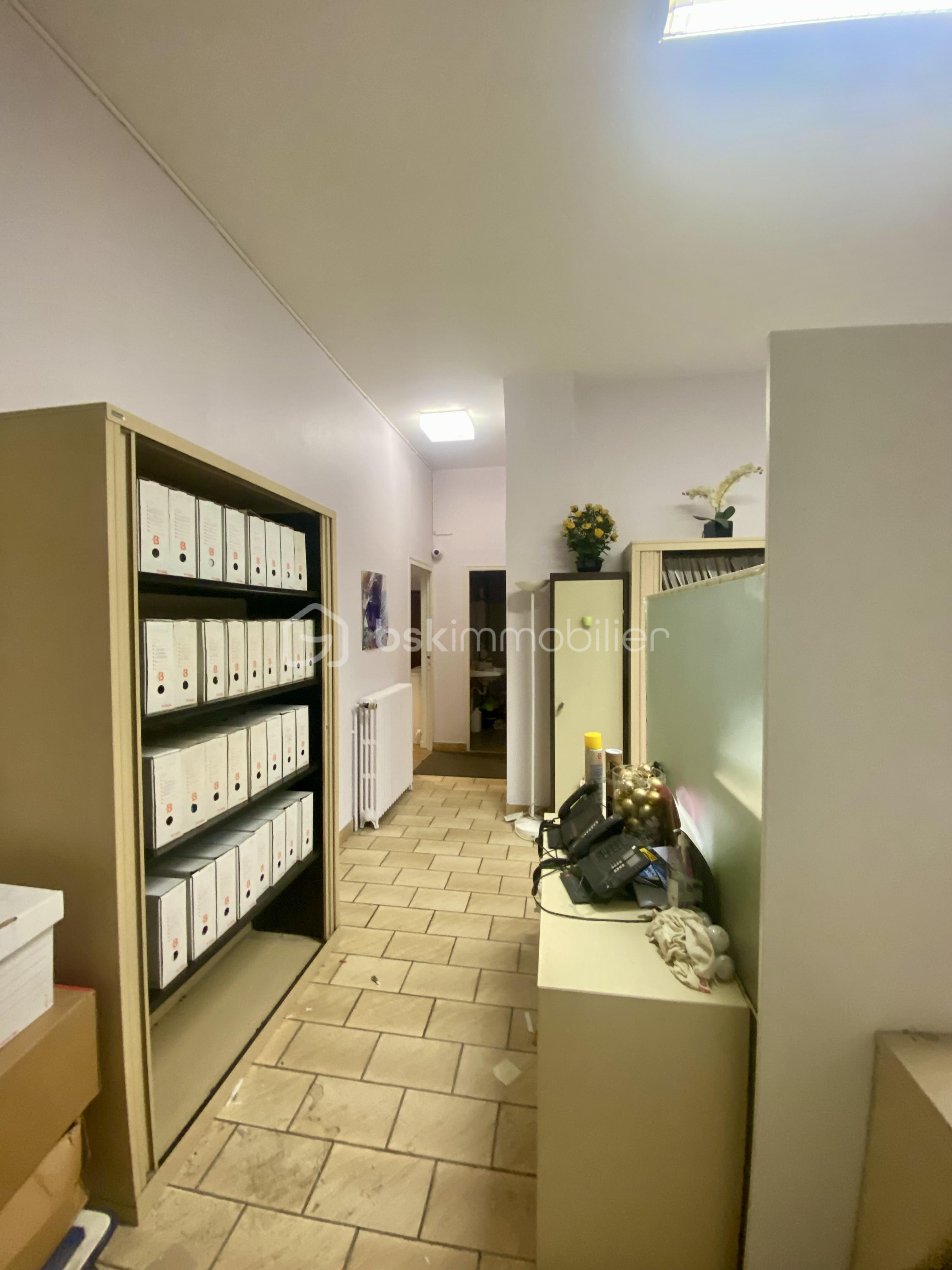 Bureau de 90 m² Bureau de 90 m²